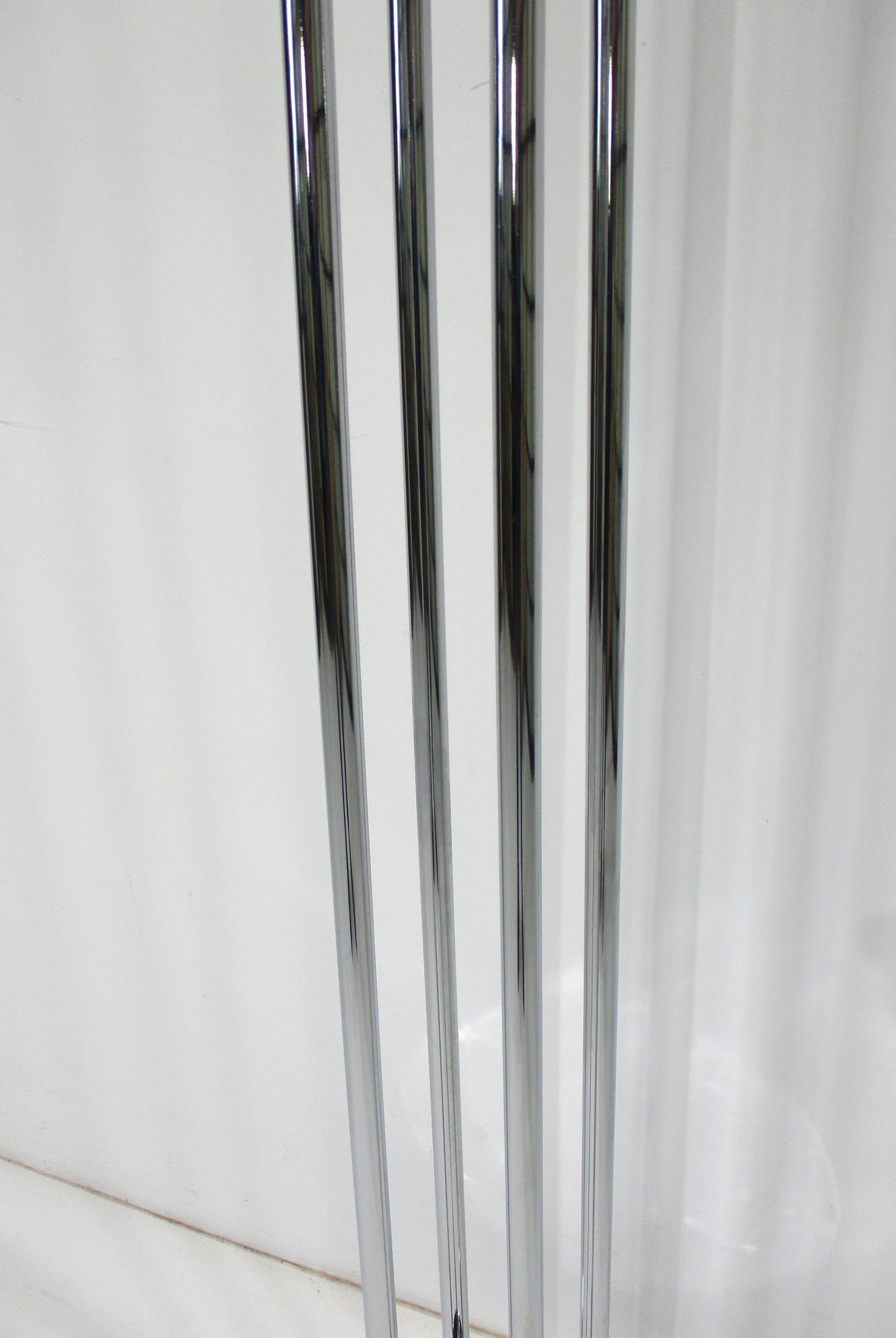 Appendiabiti cromato anni '70 nello stile di Verner Panton in vendita 1