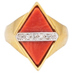 70s Coral Diamond Ring Triangle 18k Yellow Gold Small Cocktail Estate Jewelry