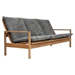 70er Jahre, dänisches Design, renoviertes 3-Sitzer-Sofa, Leinen-Möbelstoff, Eichenholz