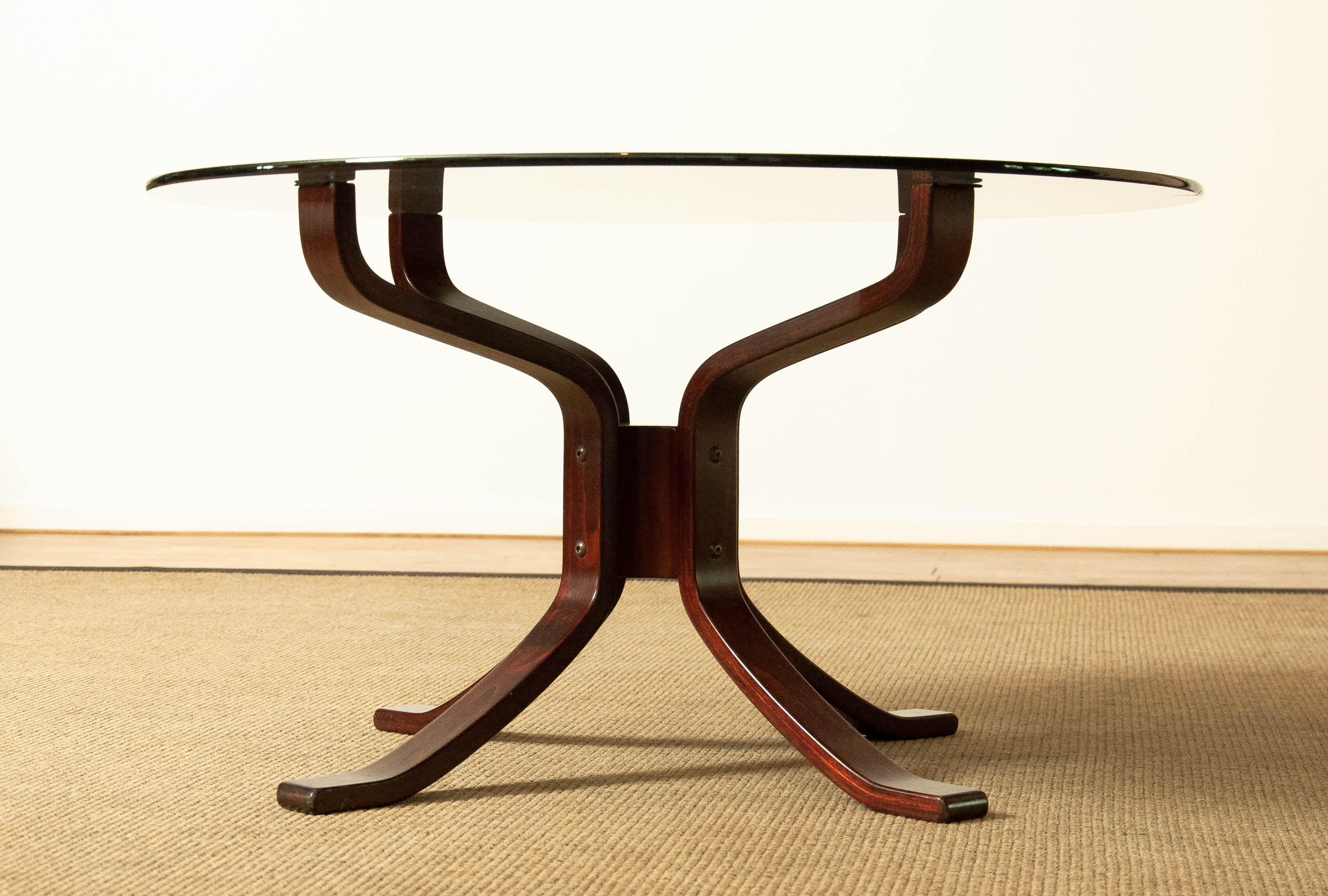 Scandinavian Modern 70s Dark Brown Bentwood and Smoked Glass Coffee Table Sigurd Ressell for Vatne For Sale