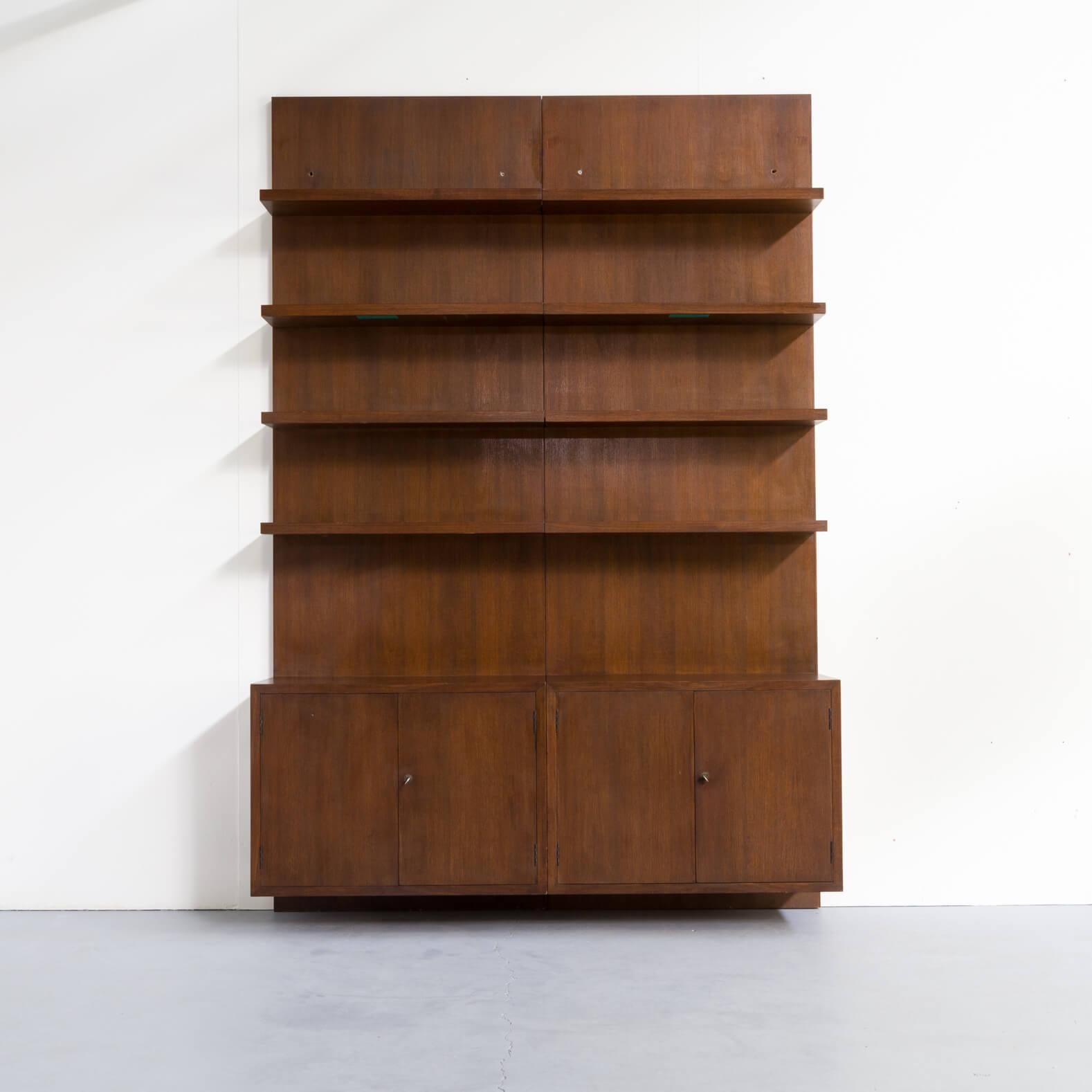 1970s Dark Wood Swiss Storage Cabinet Wall Unit Set of 2 In Good Condition For Sale In Amstelveen, Noord