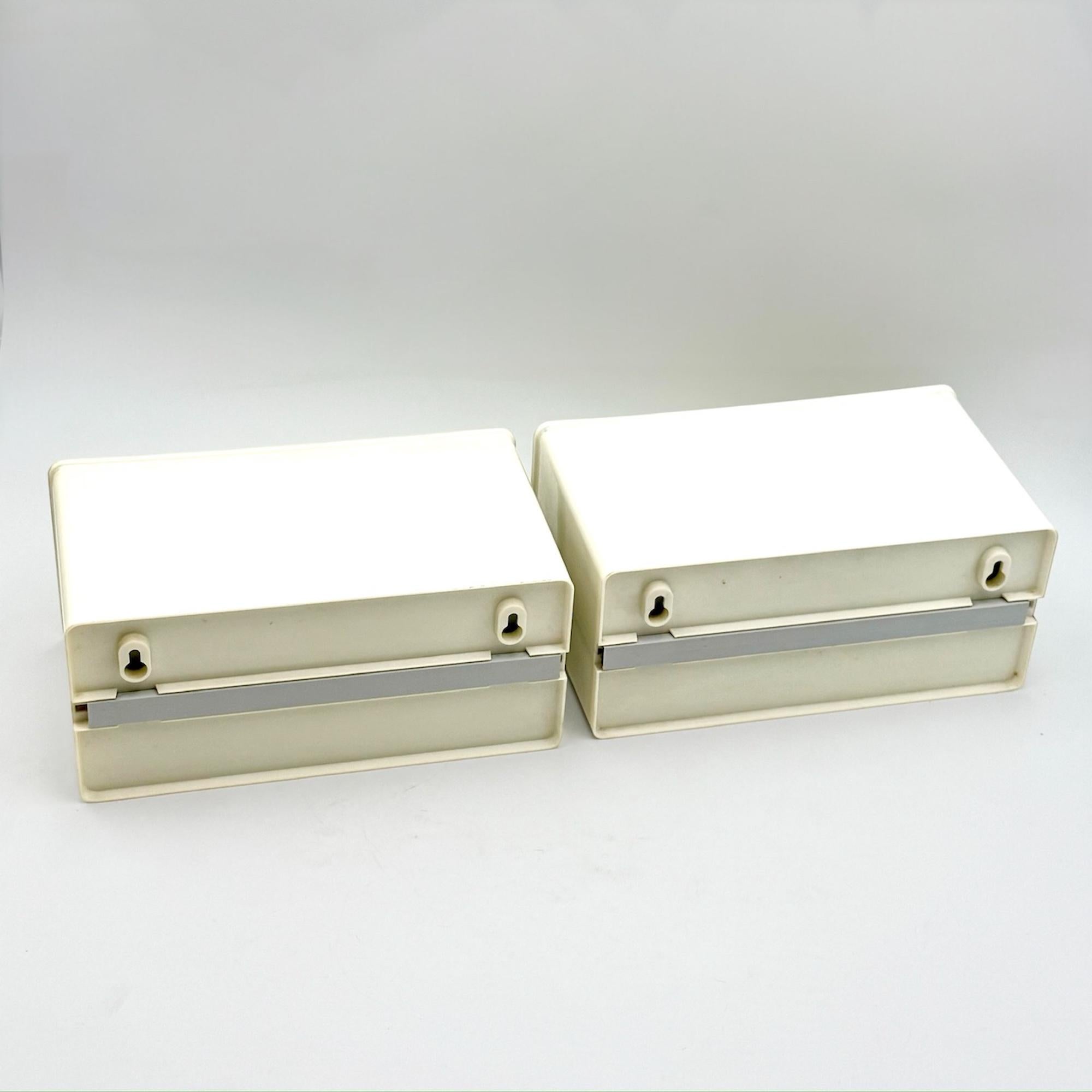 70s Design Wall Units with Pea-Green Drawers, Set of 2 For Sale 4