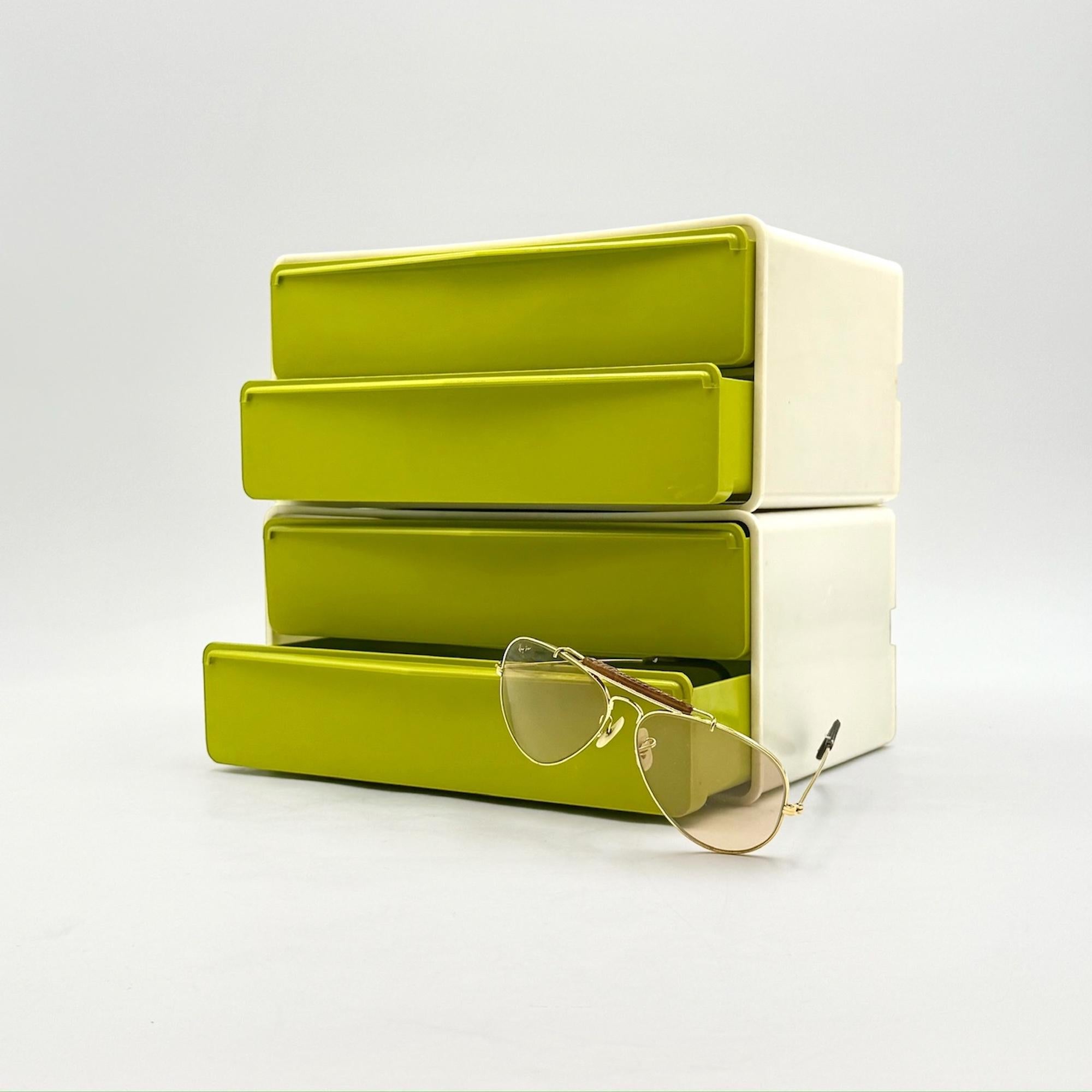 70s Design Wall Units with Pea-Green Drawers, Set of 2 For Sale 2