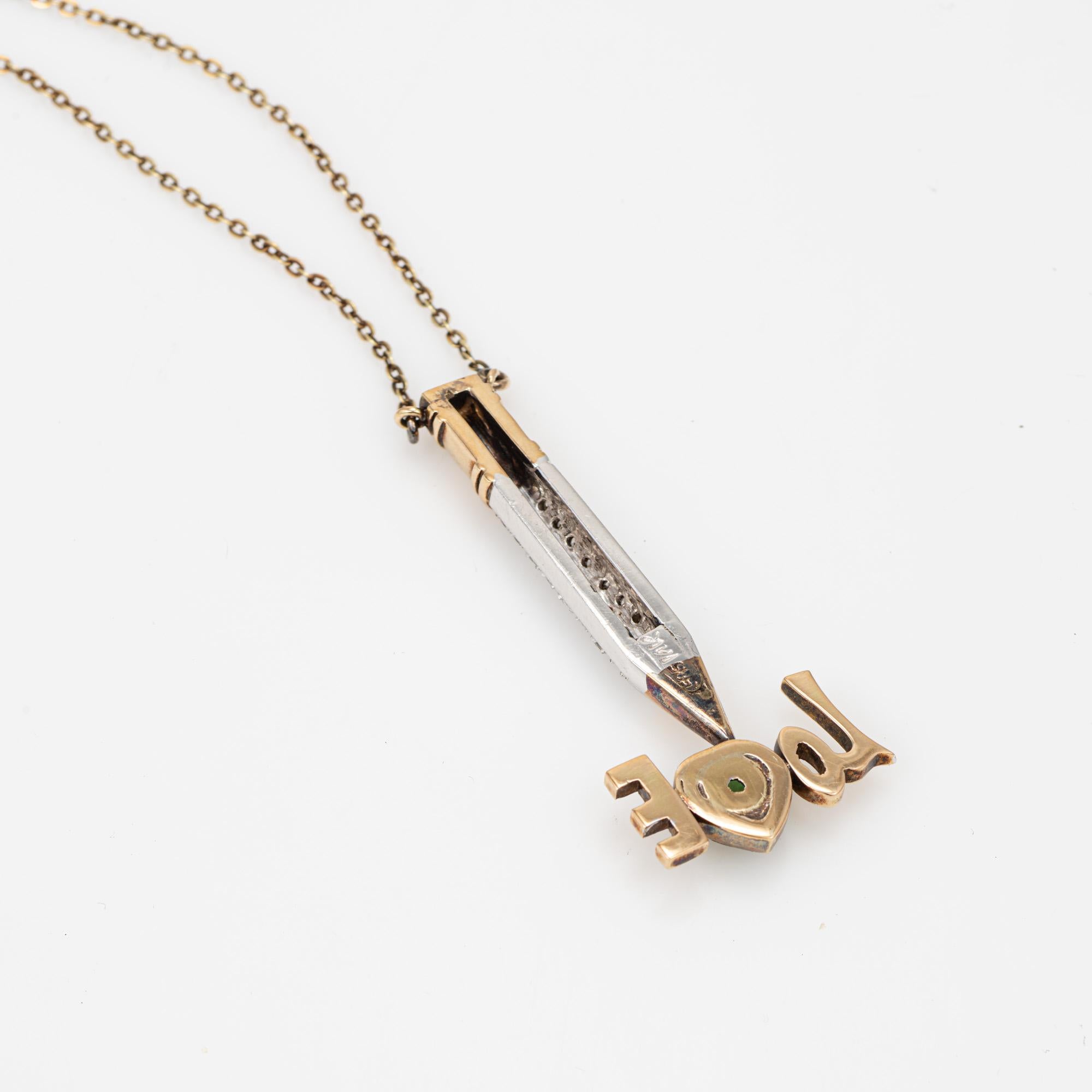 Moderne 70s Diamond Love Pencil Necklace Jade Diamond Vintage 14k Yellow Gold Jewelry en vente