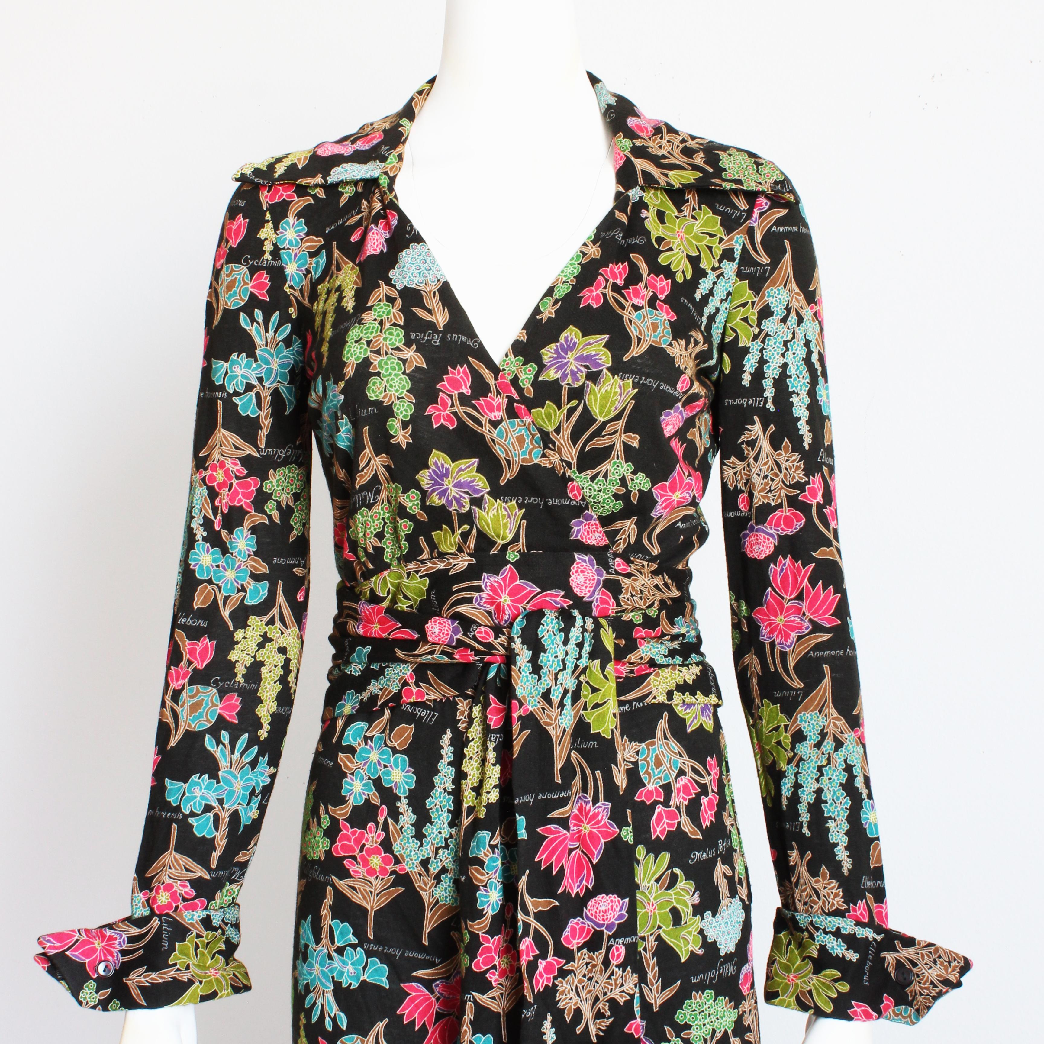 Women's 70s Diane Von Furstenberg Wrap Blouse and Pants Set Floral Jersey Rare Sz 12 For Sale