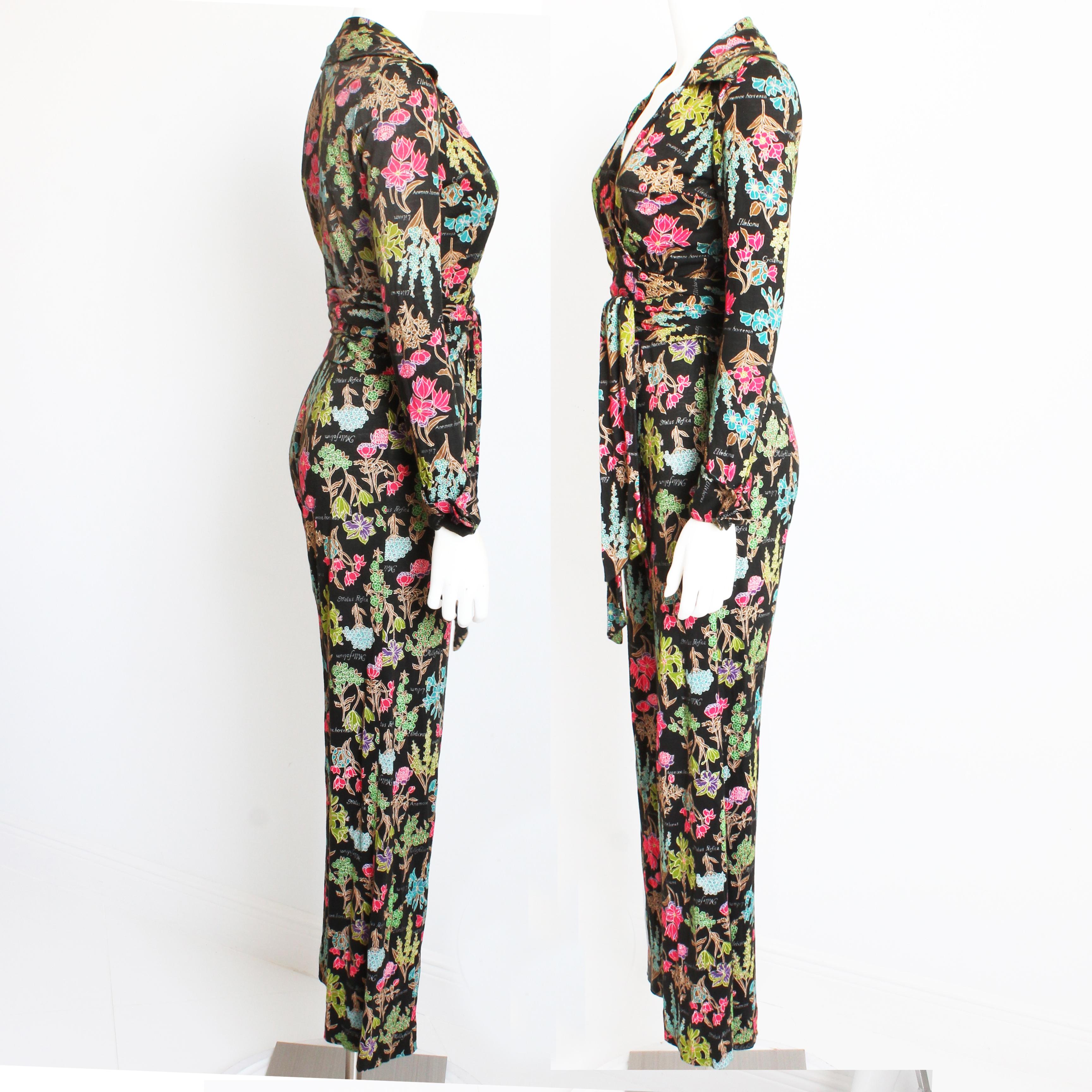 70s Diane Von Furstenberg Wrap Blouse and Pants Set Floral Jersey Rare Sz 12 For Sale 1