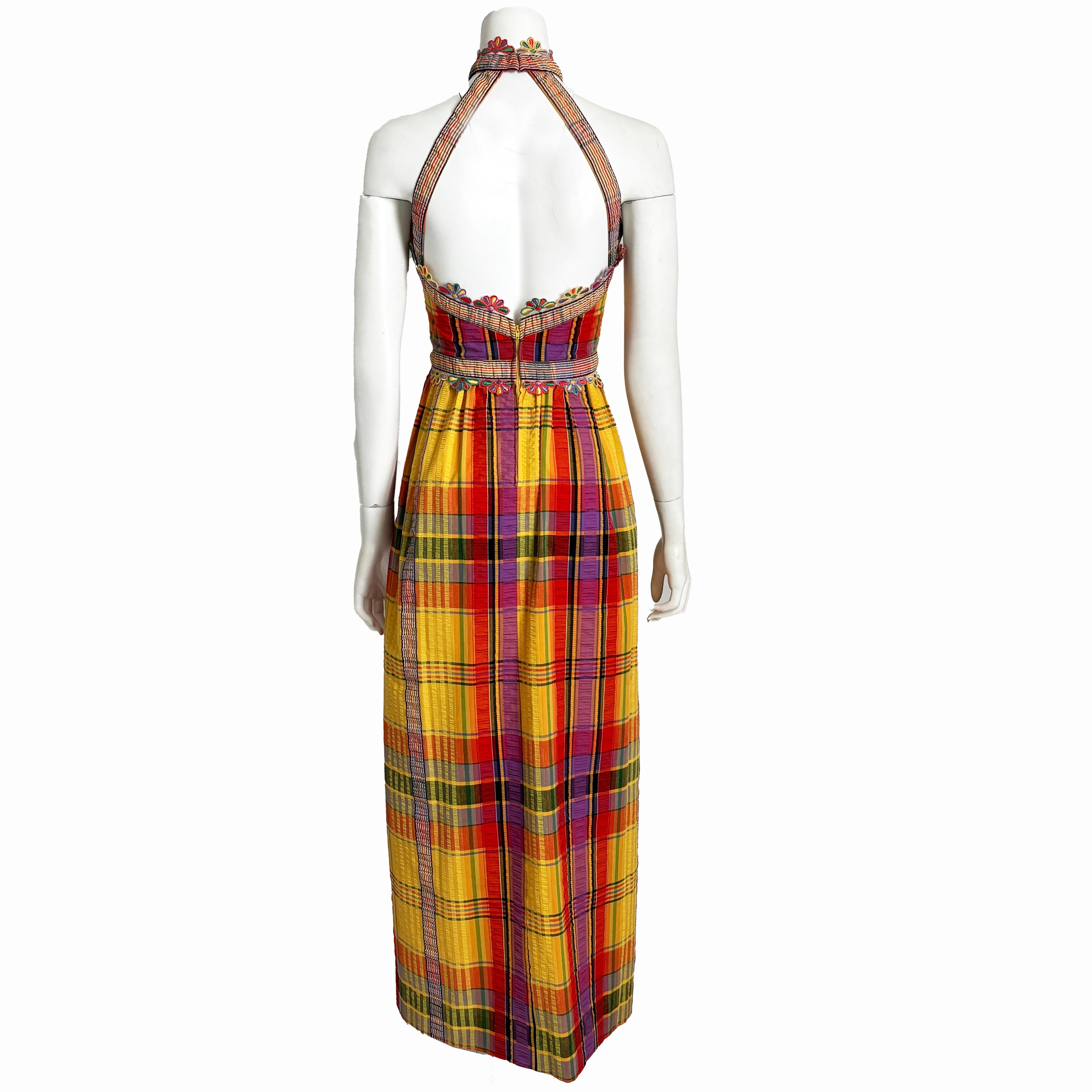 70s Donald Brooks Boutique Dress Halter Textured Plaid Embroidered Floral Trim 8 For Sale 6