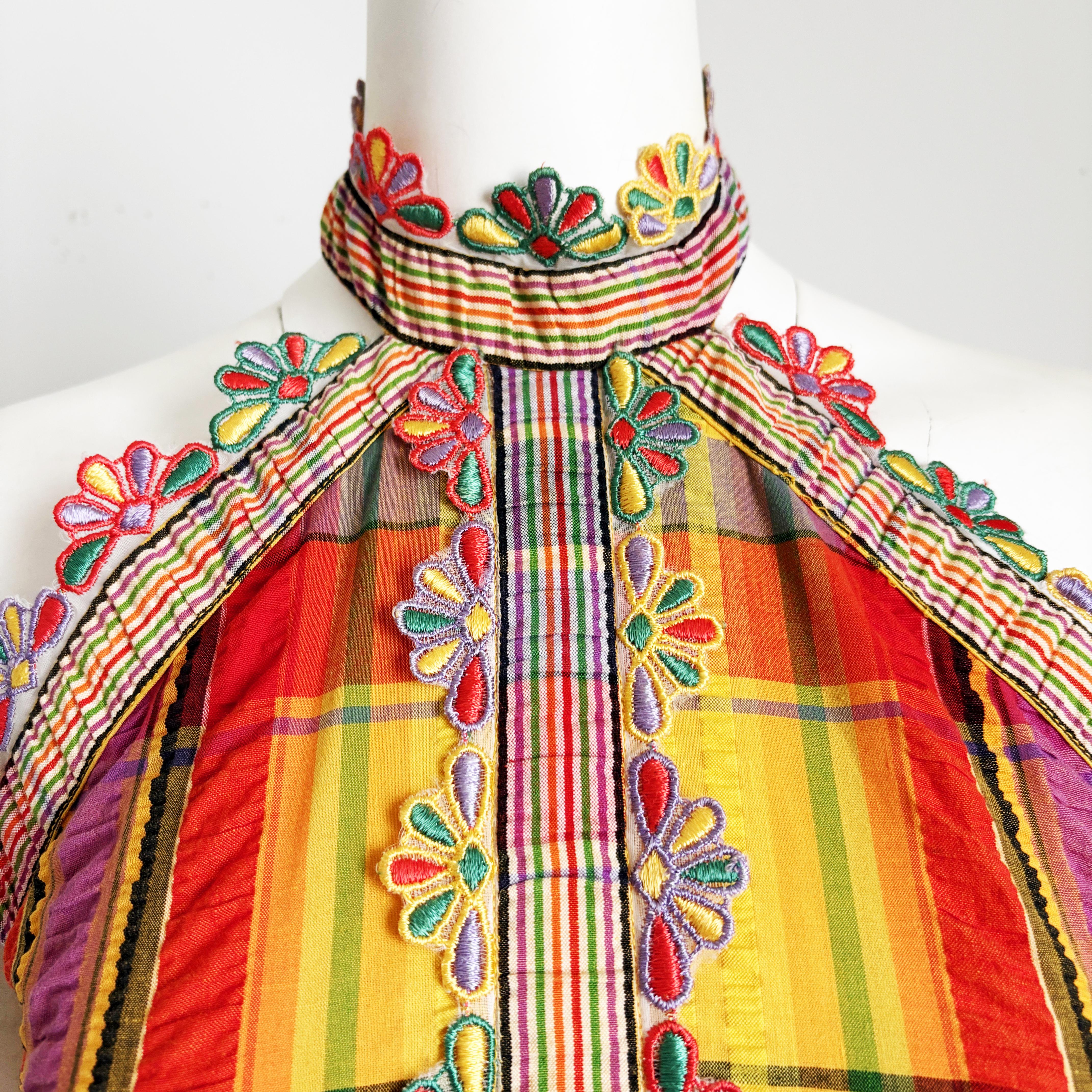 70s Donald Brooks Boutique Dress Halter Textured Plaid Embroidered Floral Trim 8 In Good Condition For Sale In Port Saint Lucie, FL