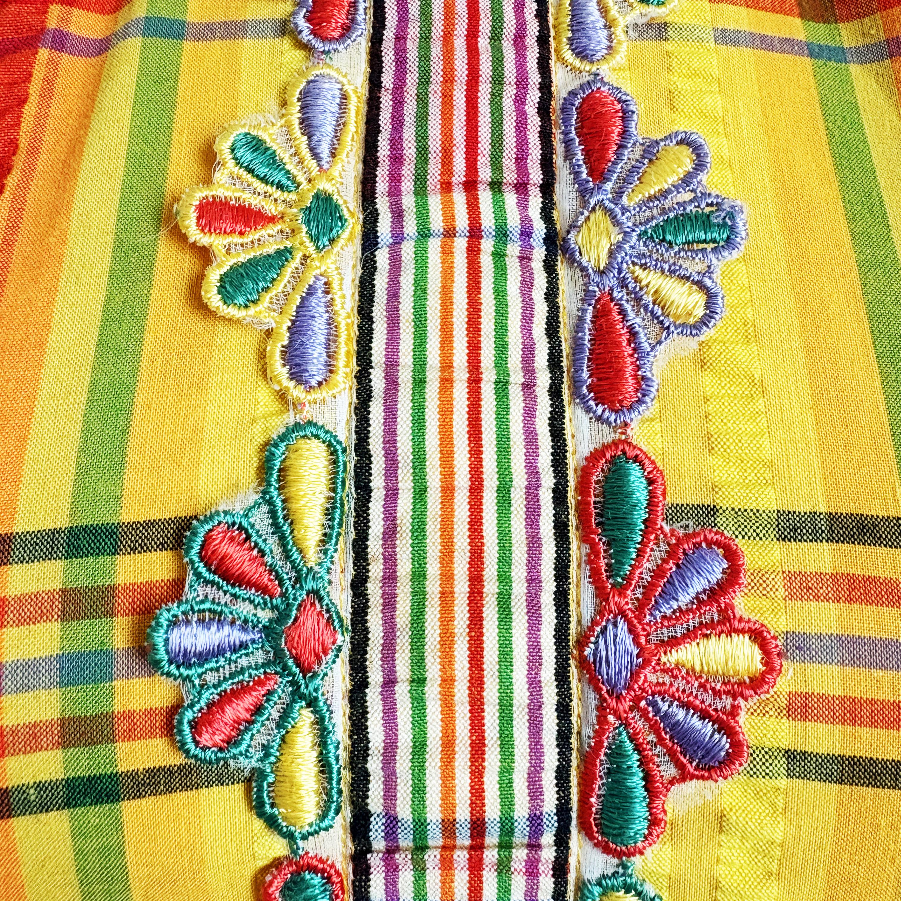 Women's 70s Donald Brooks Boutique Dress Halter Textured Plaid Embroidered Floral Trim 8 For Sale