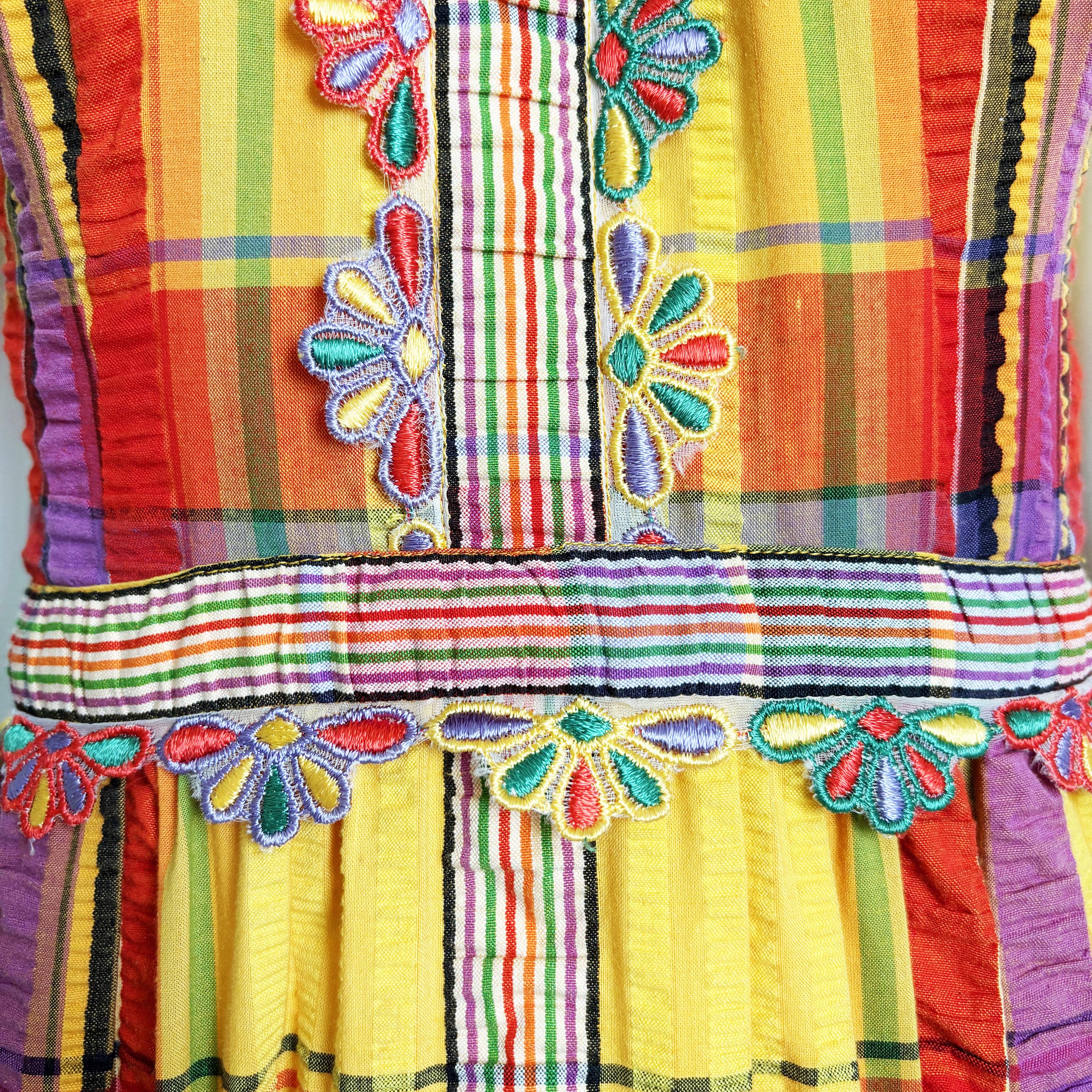 70s Donald Brooks Boutique Dress Halter Textured Plaid Embroidered Floral Trim 8 For Sale 1
