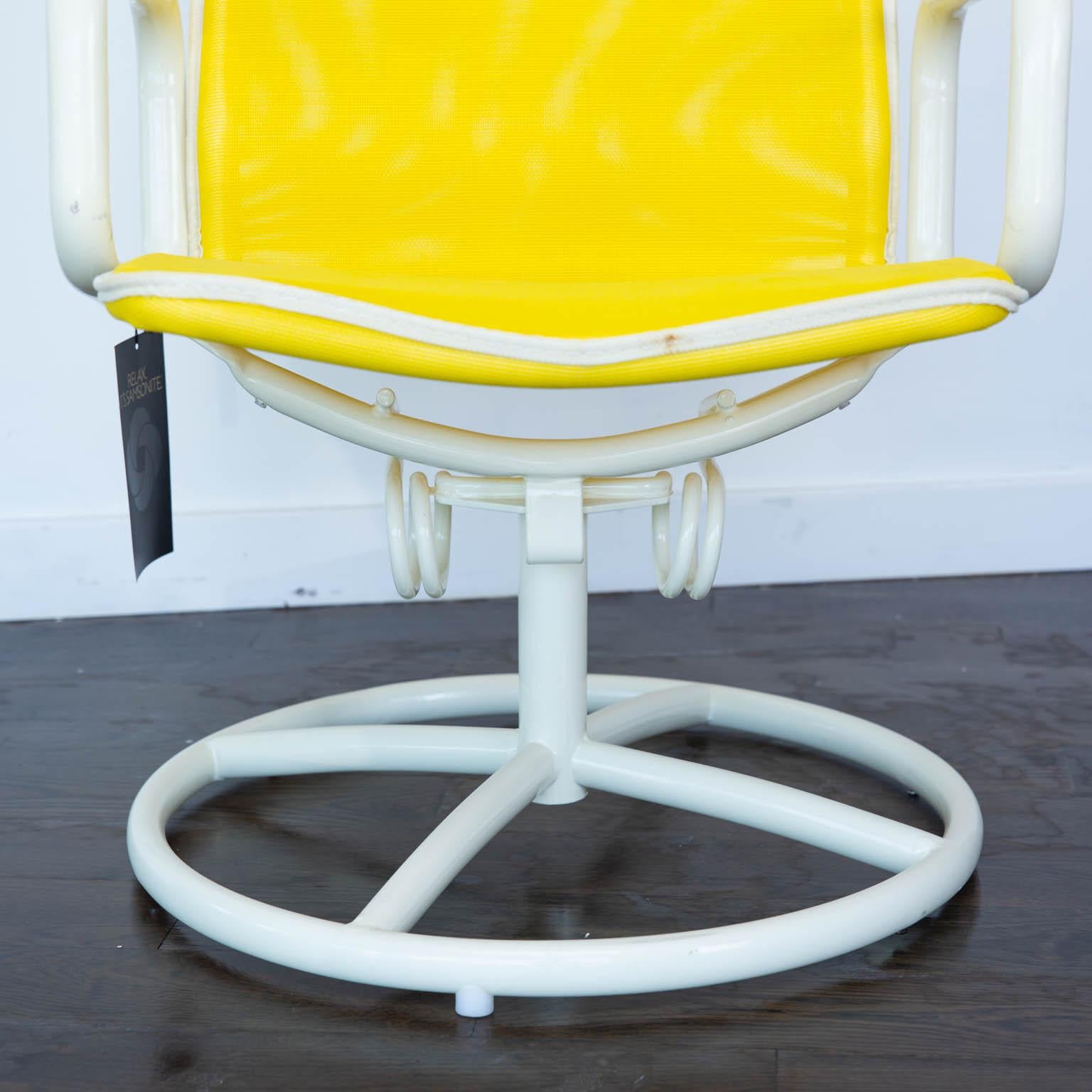 Mid-Century Modern 1970s Era Samsonite 4-Piece Outdoor Set