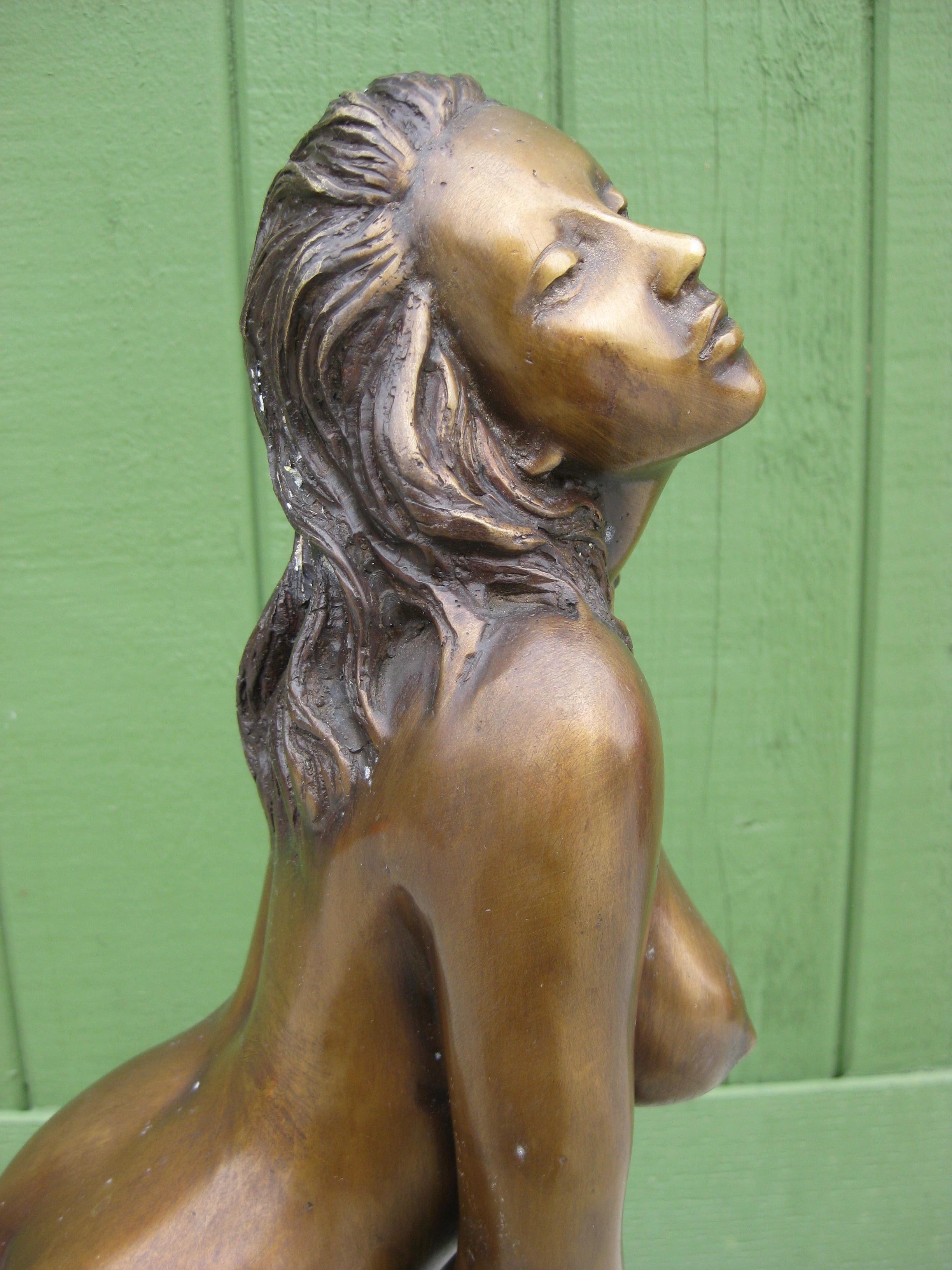 Scultura erotica in bronzo degli anni '70, nuda, risicata ed esotica, firmata! Francese? 23