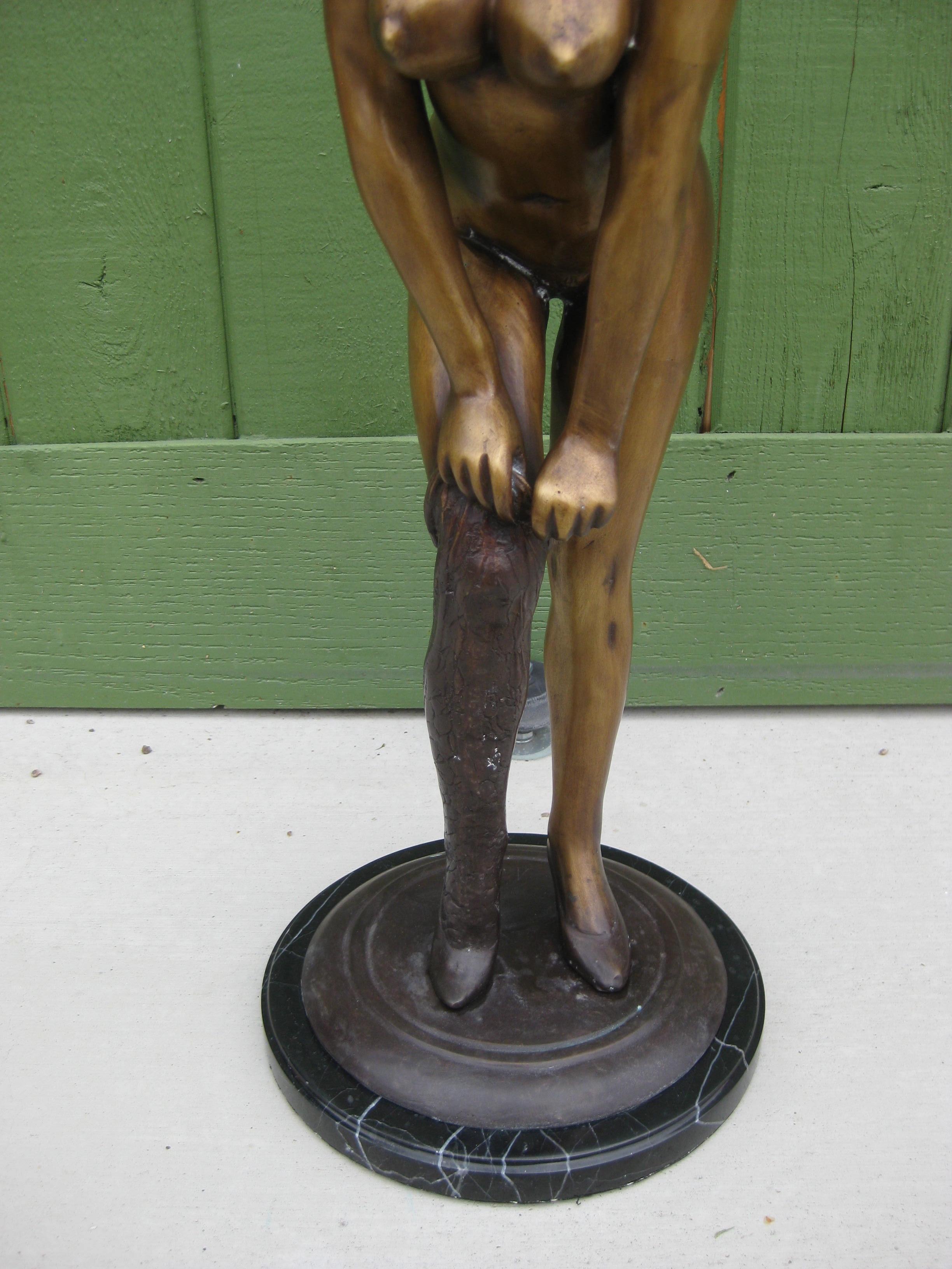 Scultura erotica in bronzo degli anni '70, nuda, risicata ed esotica, firmata! Francese? 23