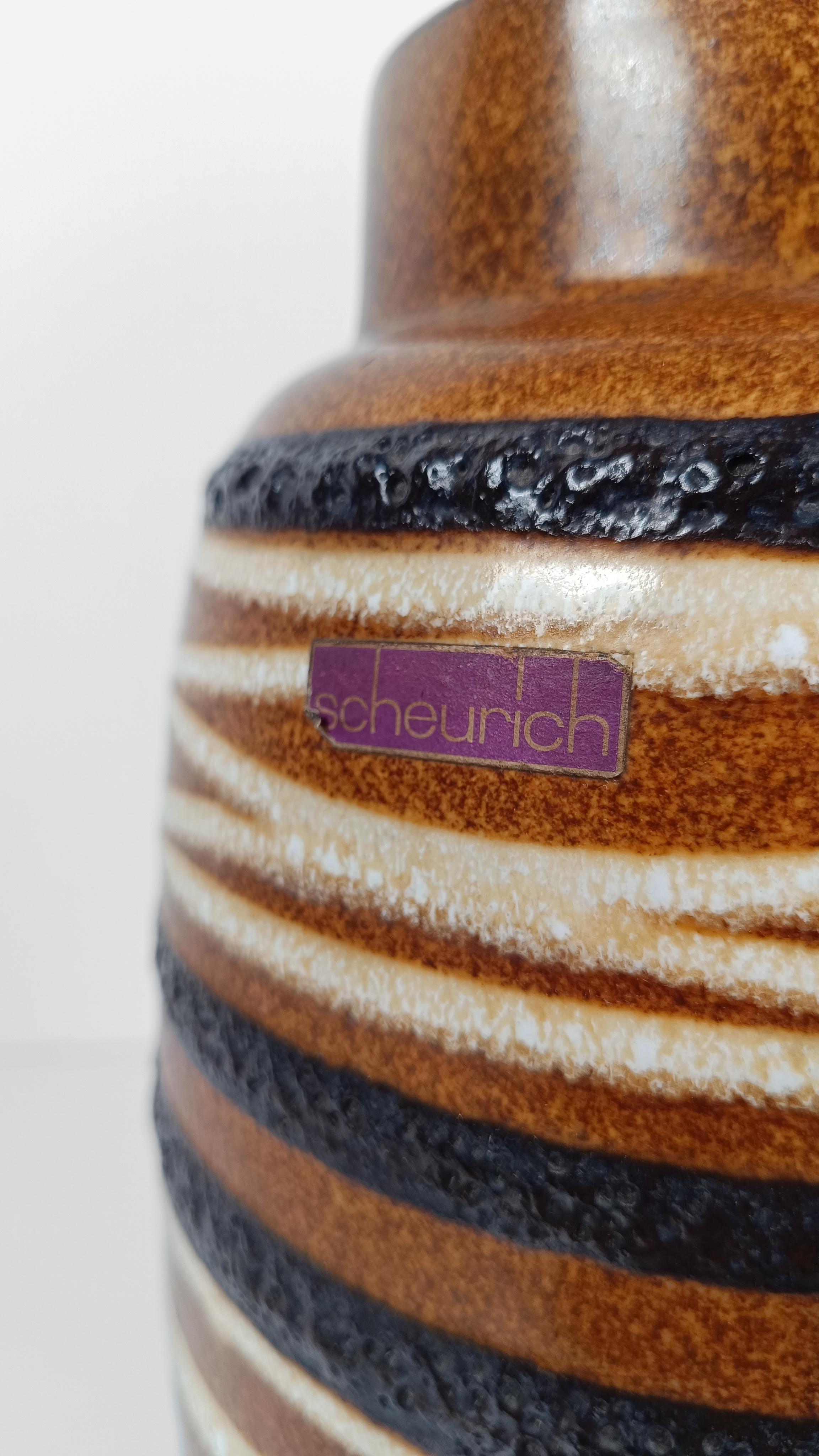 Jarrón de cerámica de lava gorda de los años 70 en tono tierra neutro Por Scheurich, Alemania Occidental siglo XX en venta