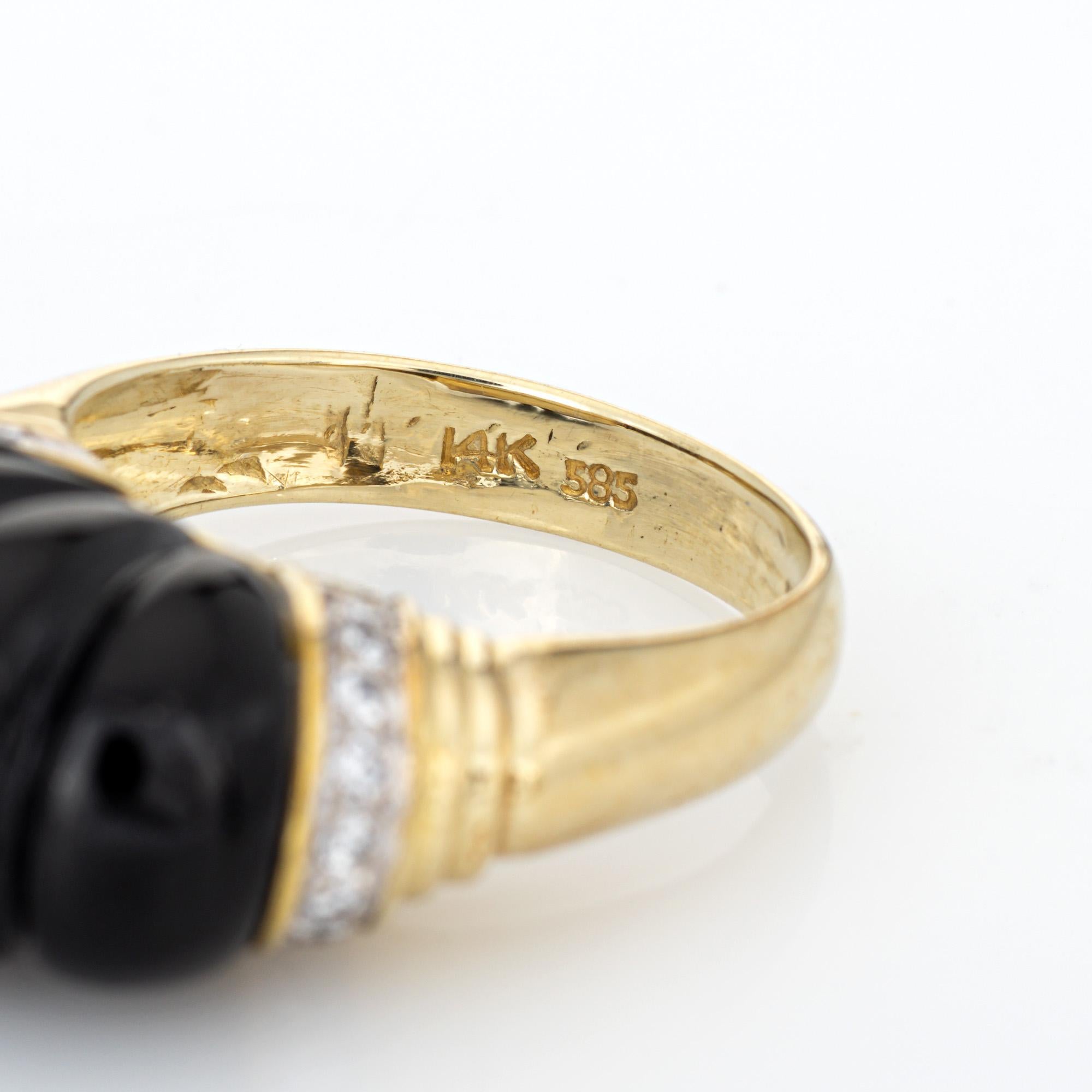 Anello di diamanti con onice scanalato degli anni '70 Vintage in oro giallo 14k Estate Jewelry in vendita 1