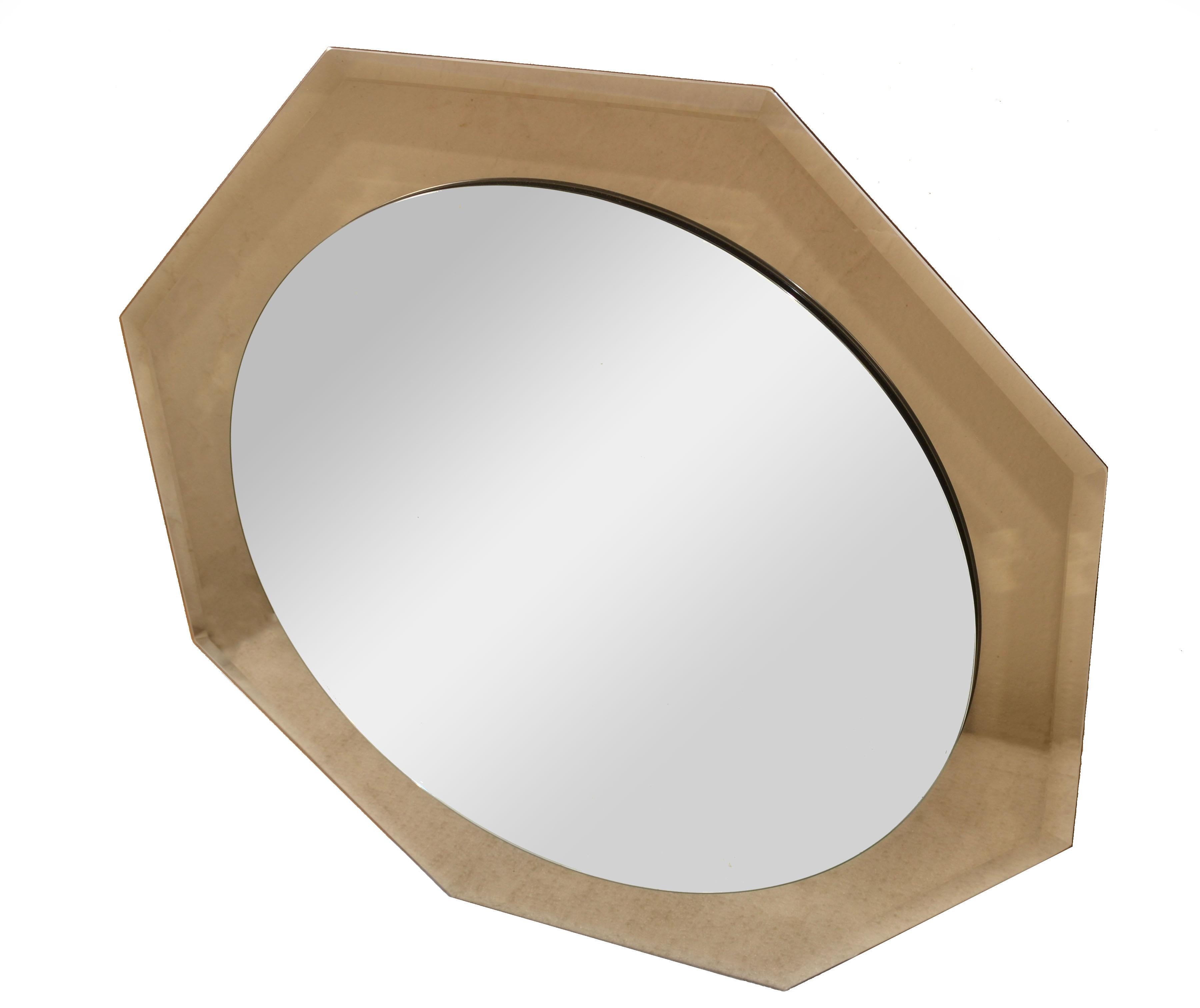 XX secolo Fontana Arte anni '70 Specchio da parete in vetro fumé ottagonale smussato Deco Mirror Veca in vendita