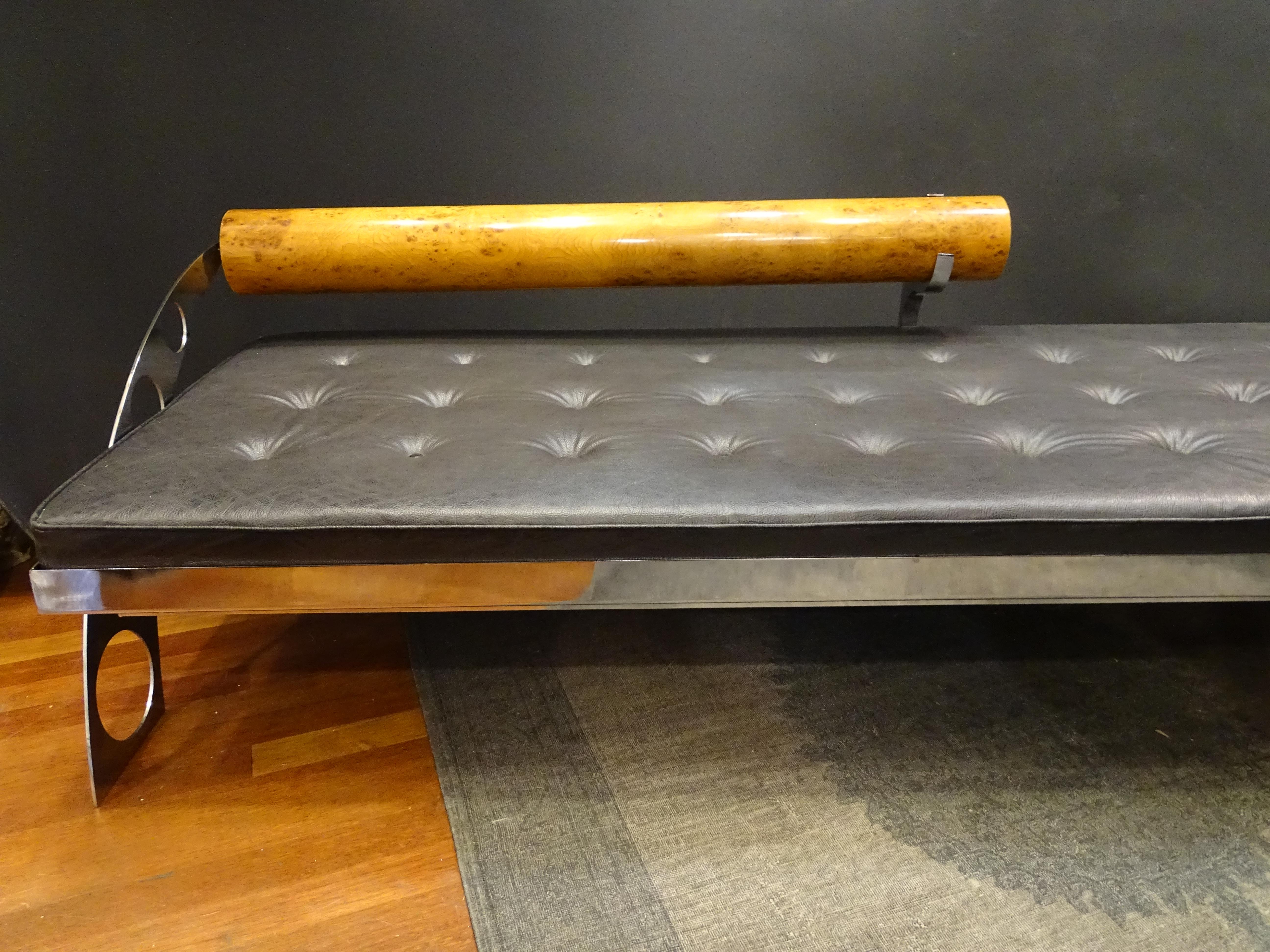 70s French Black Chaise Longue, Daybed, Leather, Wood and Steel 11