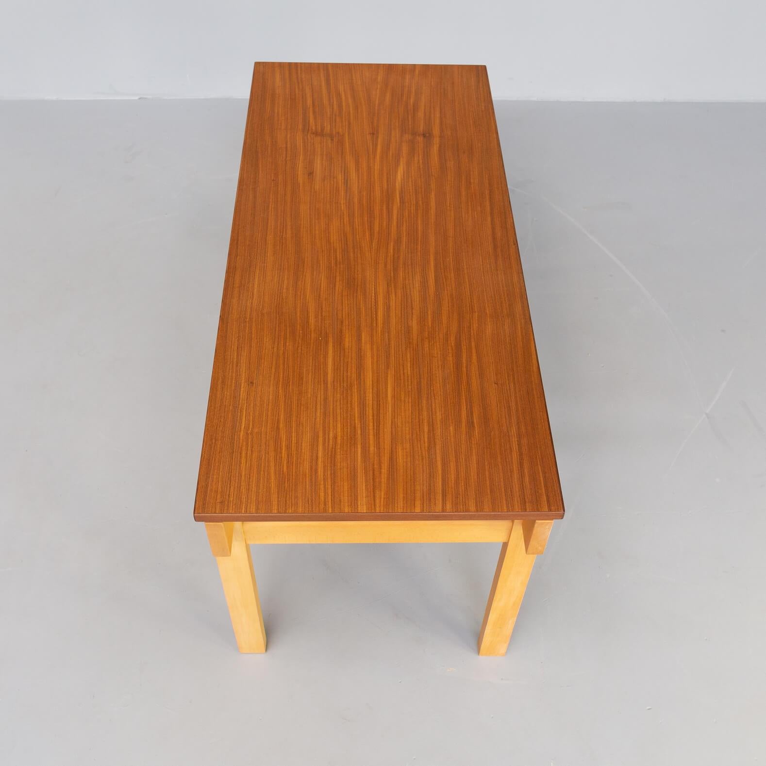 70s Hans Wegner Table Desk for Andreas Tuck In Good Condition For Sale In Amstelveen, Noord