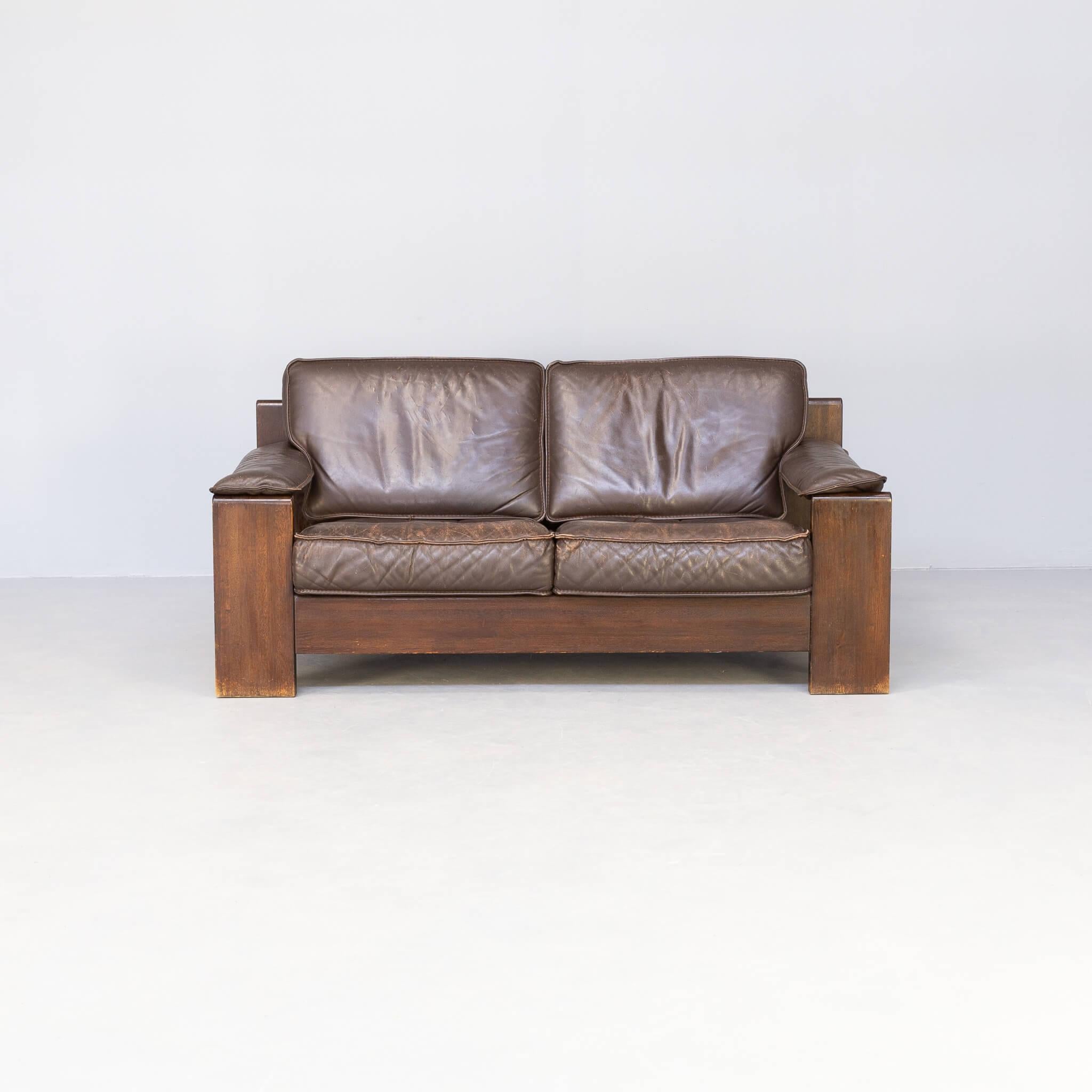 In 1934, the ‘Zuid-Nederlandse Clubmeubel-fabriek (ZNC)’ was founded. With only a few employees, this company made traditional furniture. The war years are turbulent, especially when the company finds itself in the front line in 1944 just because of
