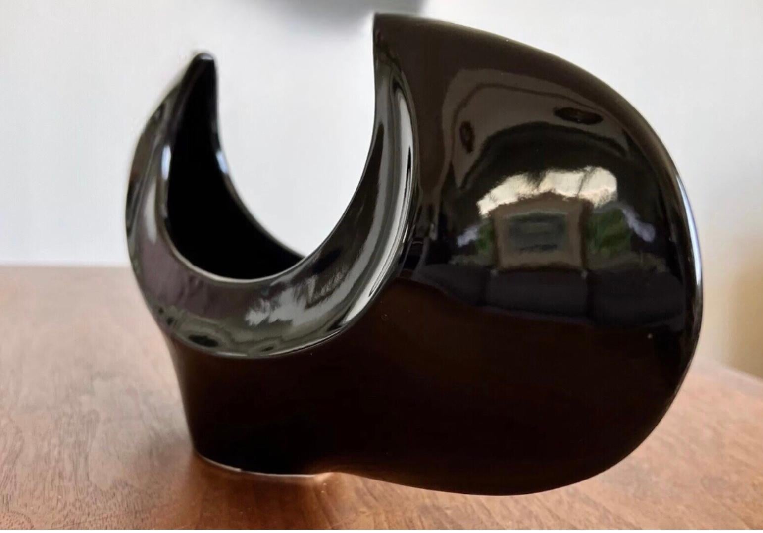 Vaso a mezzaluna giapponese di Ikebana degli anni '70, enorme scultura moderna di metà secolo In condizioni buone in vendita a St.Petersburg, FL