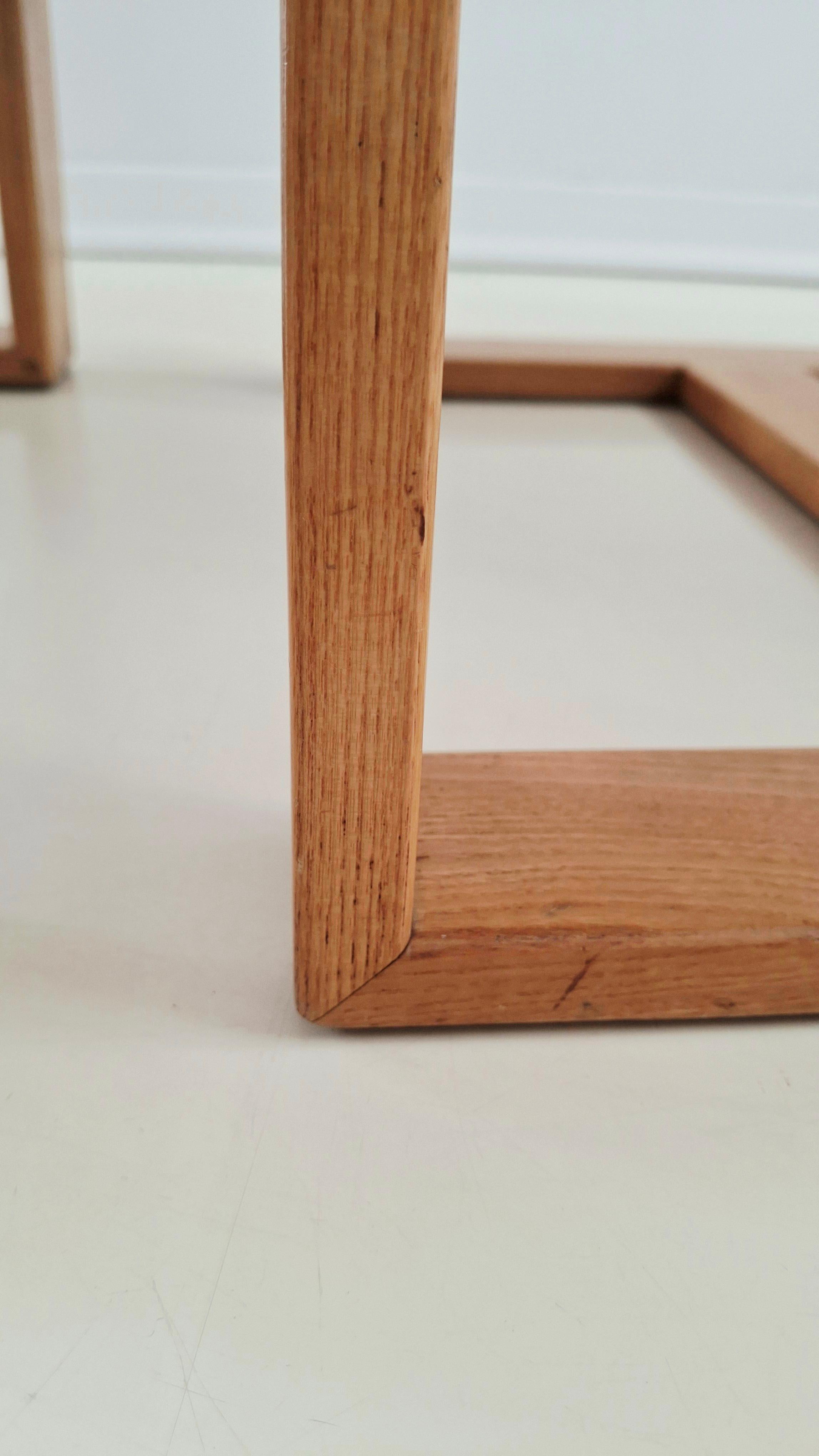 Chaises italiennes minimales en bois courbé des années 70, frêne et ébonisé 1 de 2 en vente 2