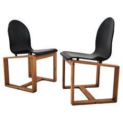 Sedie minimaliste italiane anni '70 in legno di bengala, frassino e ebanizzato 1 di 2
