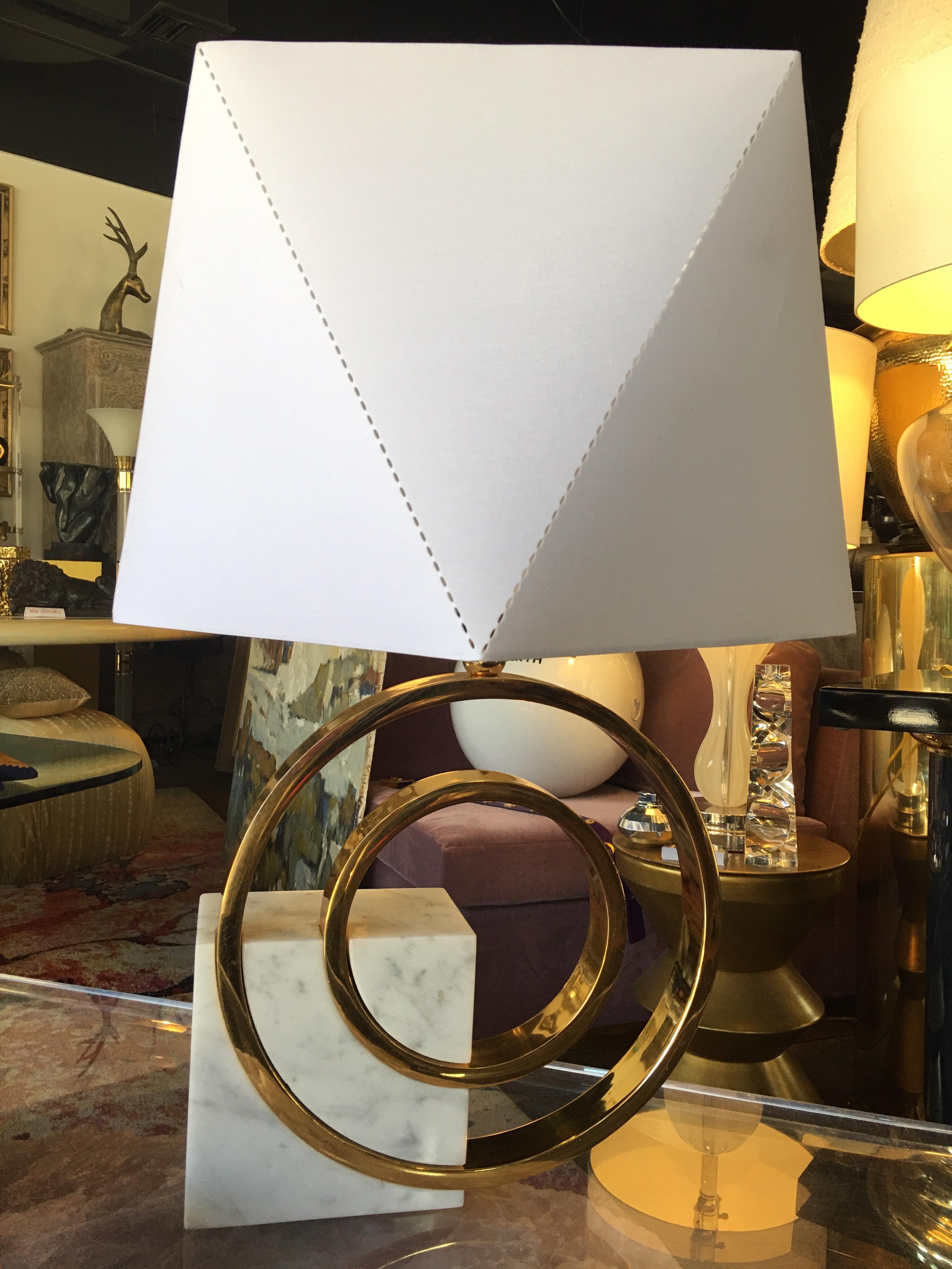 Carrara Marble  1970s Italian Modern Lamp in Brass & Marble Custom Shade by Giovanni Banci For Sale