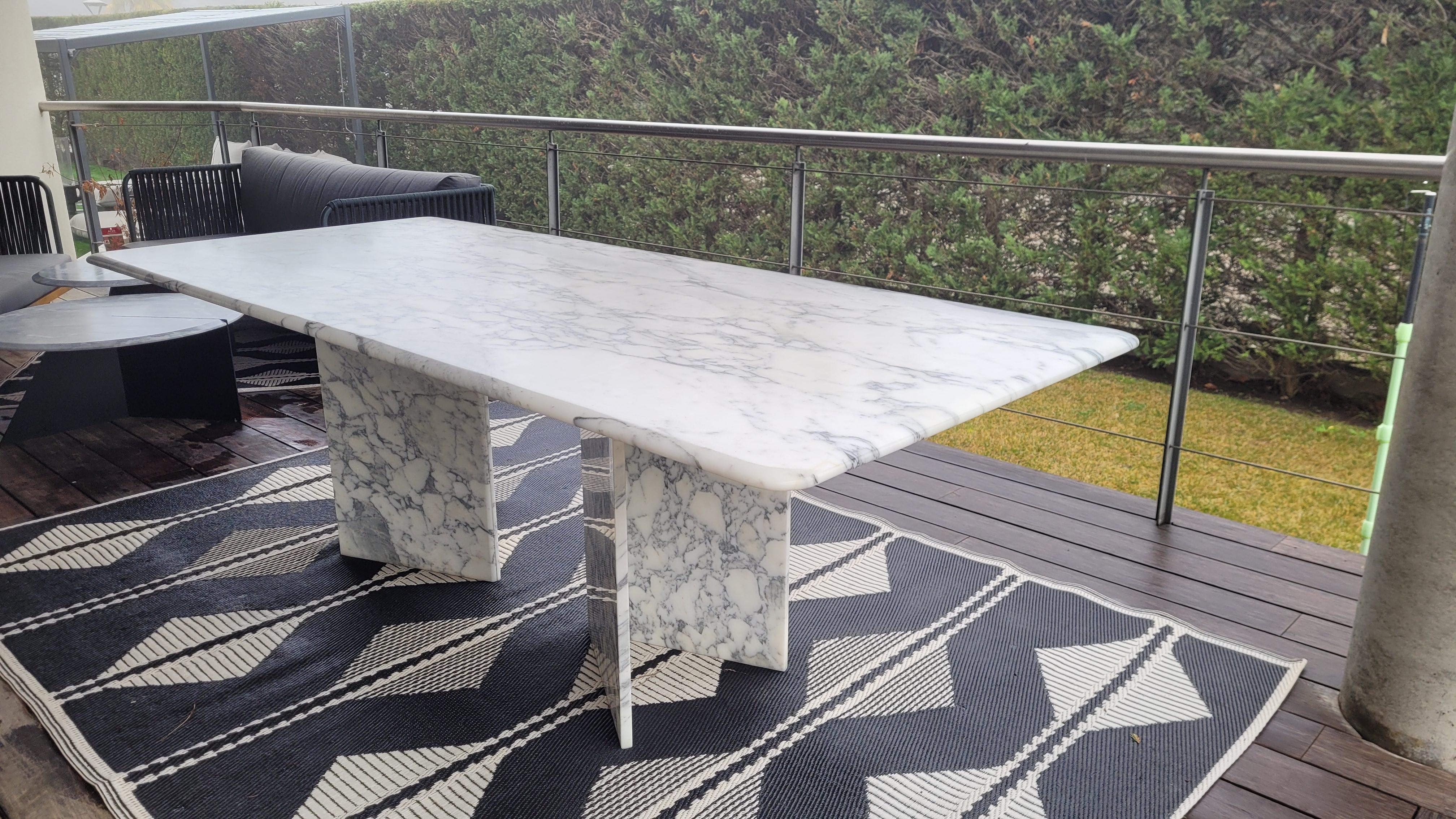Late 20th Century 70s Italian White Grey Dining Table  or Desk table Carrara marble For Sale