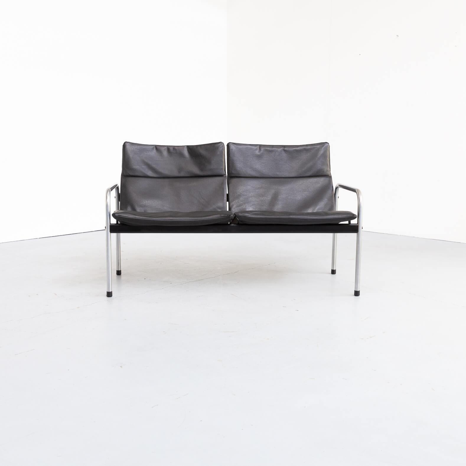 Dutch 70s Just Meyer ‘Ultrex’ Love Seat, Two Seat Sofa for Kembo For Sale