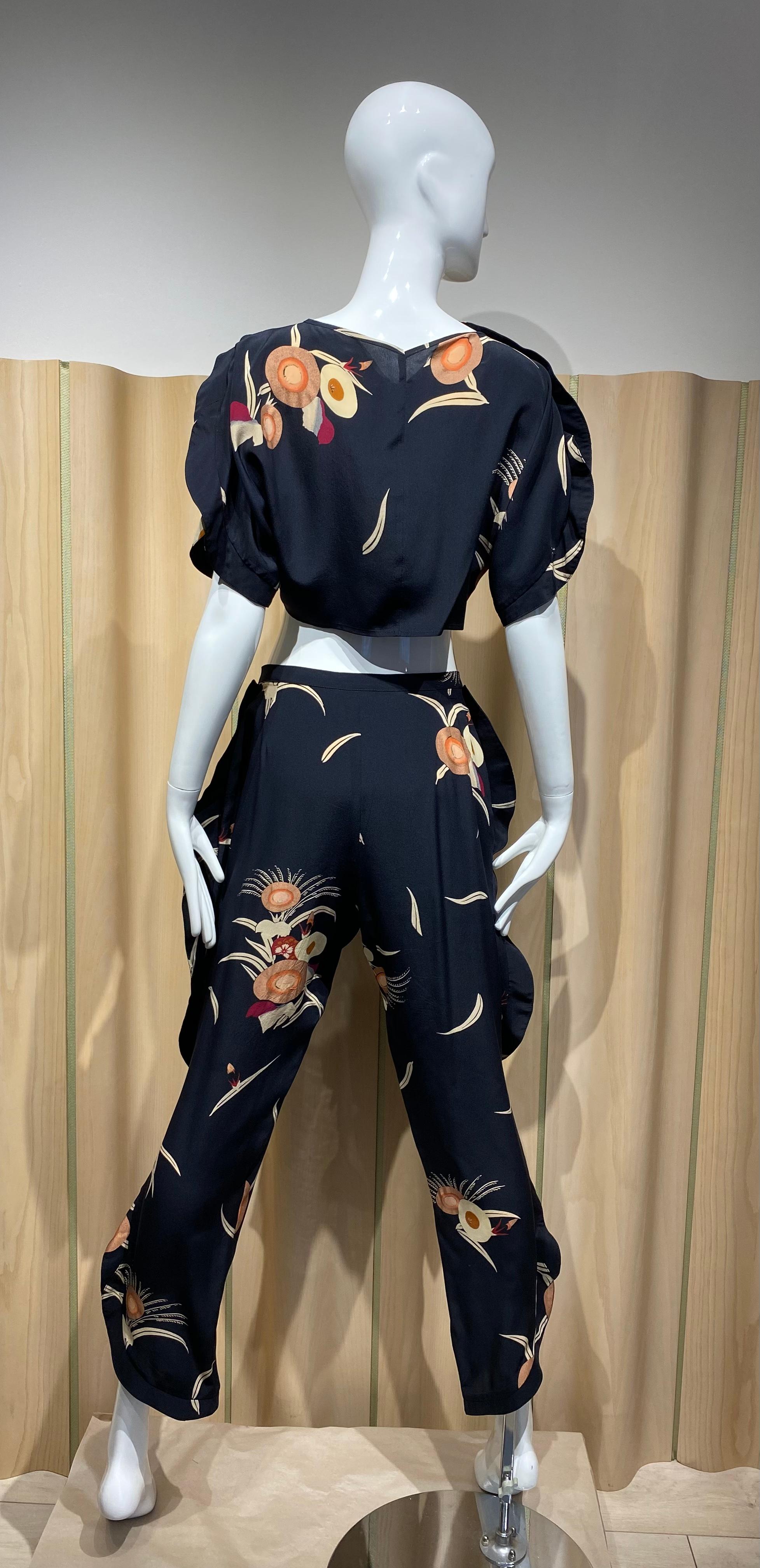 70s Krizia Black Silk Floral Print Crop Top and Pant set For Sale 2