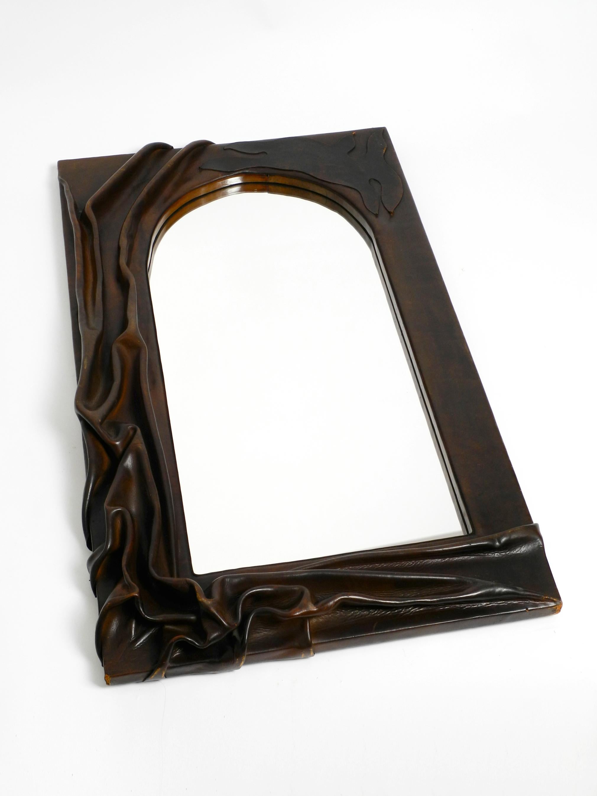 wall mirror with cover