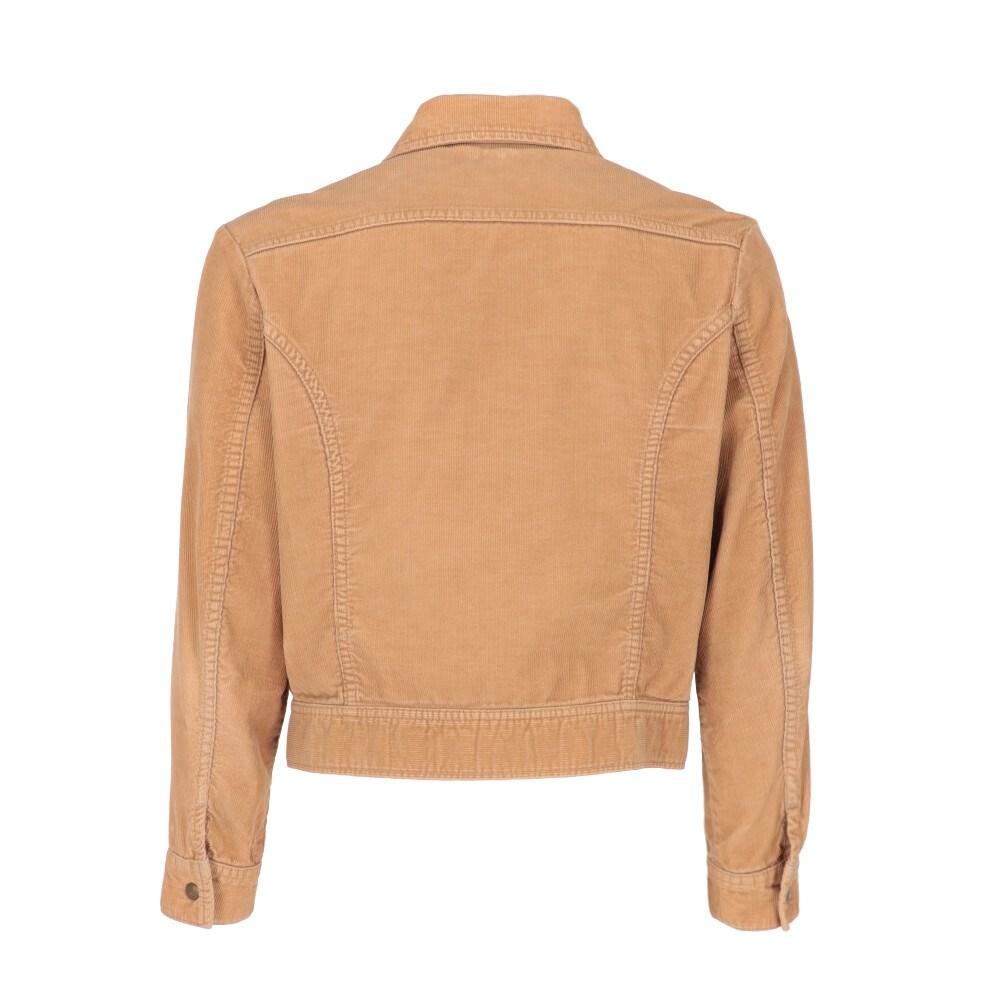 Lee dark beige corduroy lightweight jacket. Crop model with classic collar, front press-studs fastening and two breast pockets.

Size: M

Flat measurements
Height: 56 cm
Bust: 50 cm
Shoulders: 44 cm
Sleeves: 57 cm

Product code: X1267

Notes: The