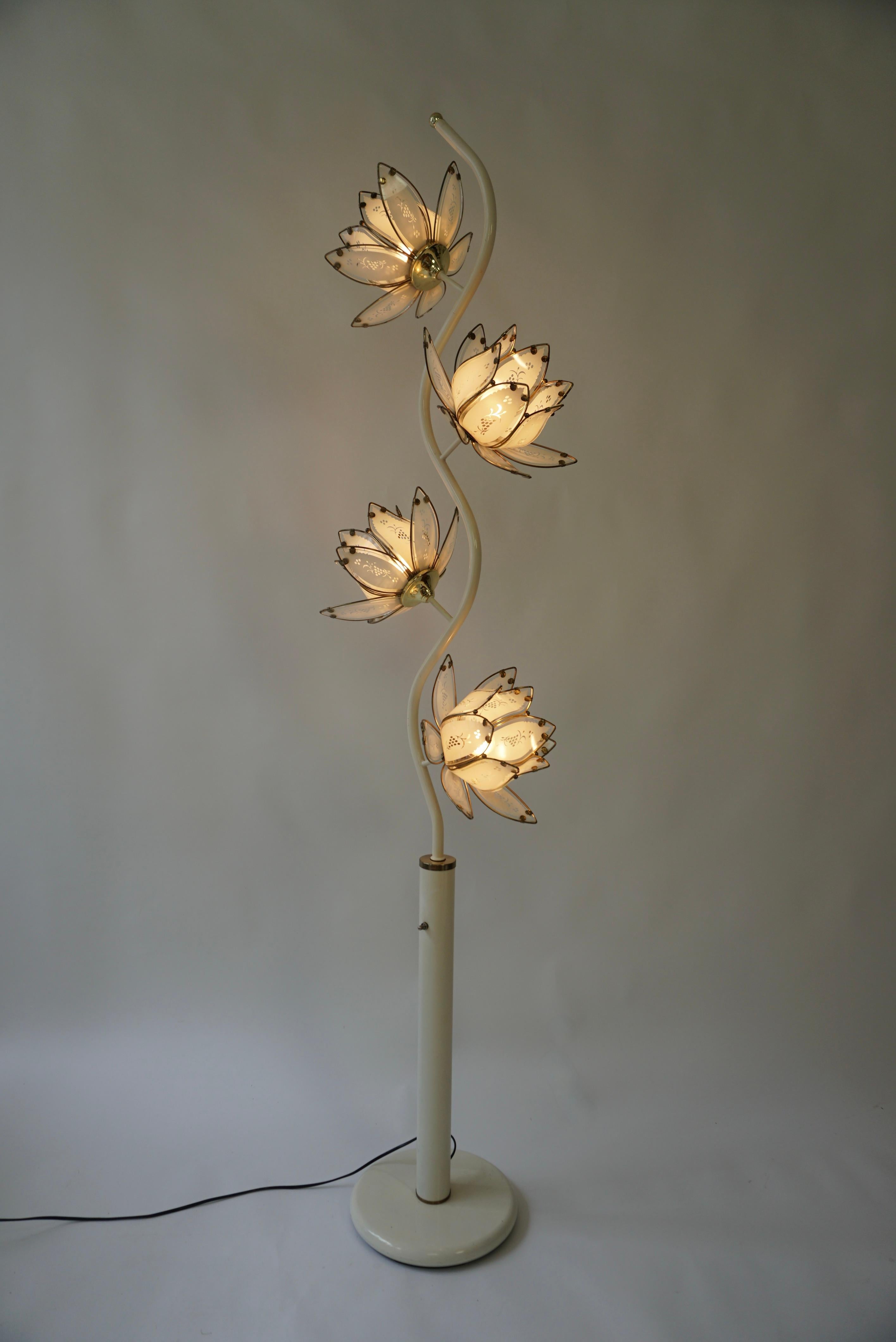 mcm lotus lamp