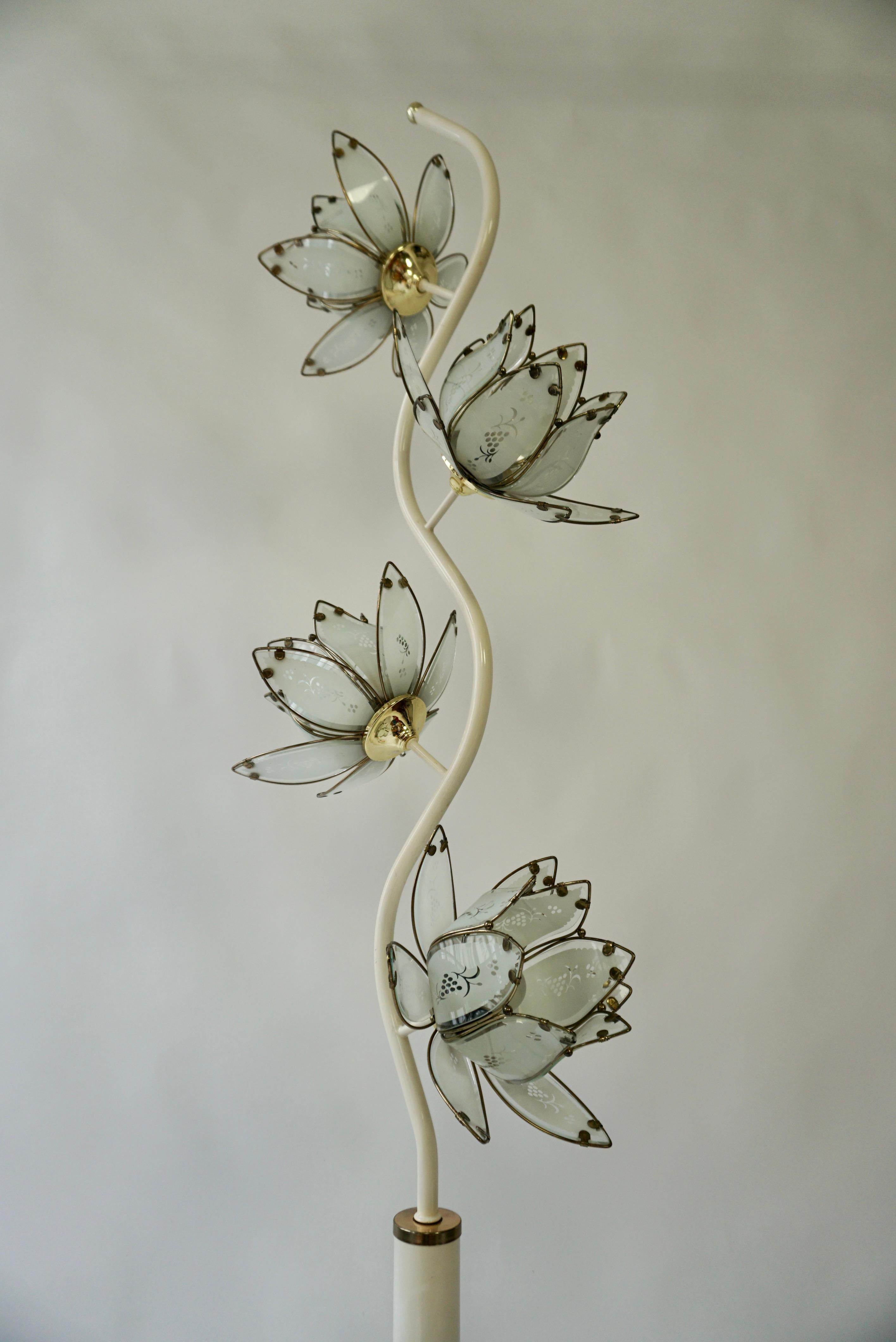 Italian Mid Century Modern Vintage Hollywood Regency White Glass Lotus Flower Floor Lamp For Sale