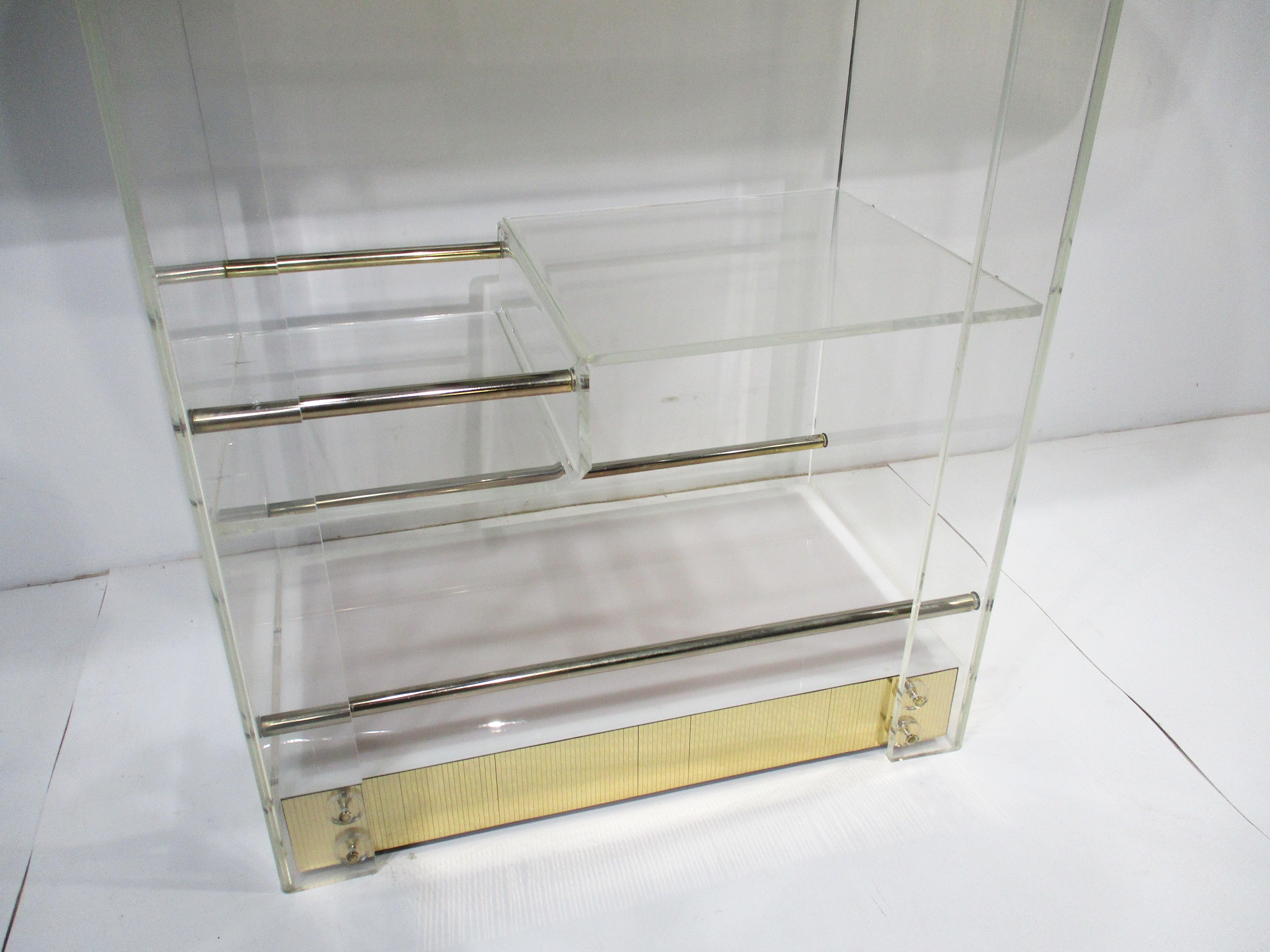 70's Charles Hollis Jones Styled Lucite Bar and Stools by Hill Mfg. For Sale 5