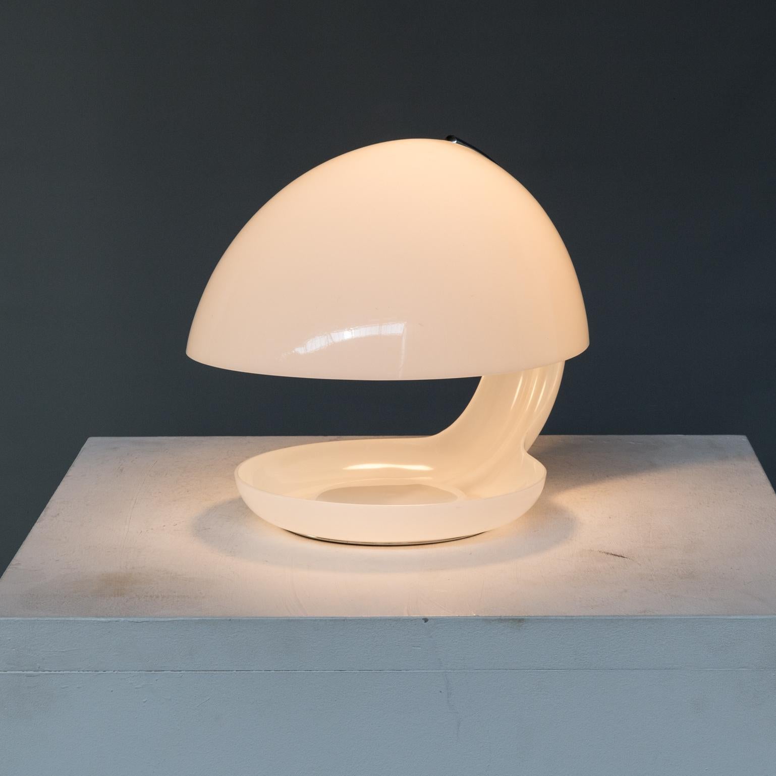 Italian 1970s Luigi Massoni ‘Fiona’ Table Lamp for Guzzini For Sale