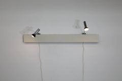 Faretti da parete MOD anni '70 in due pezzi con binario laccato bianco