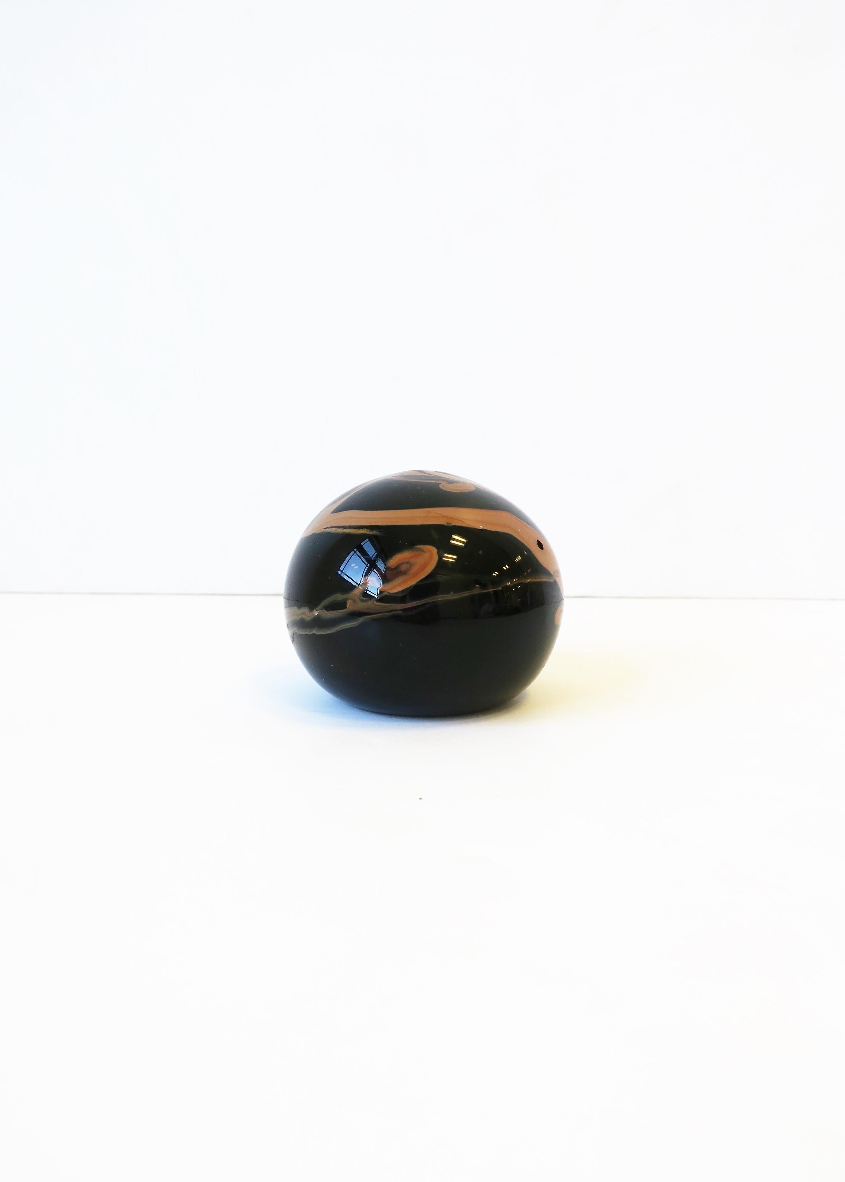 Modern Black Art Glass Paperweight or Decorative Object, circa 1970s For Sale 2