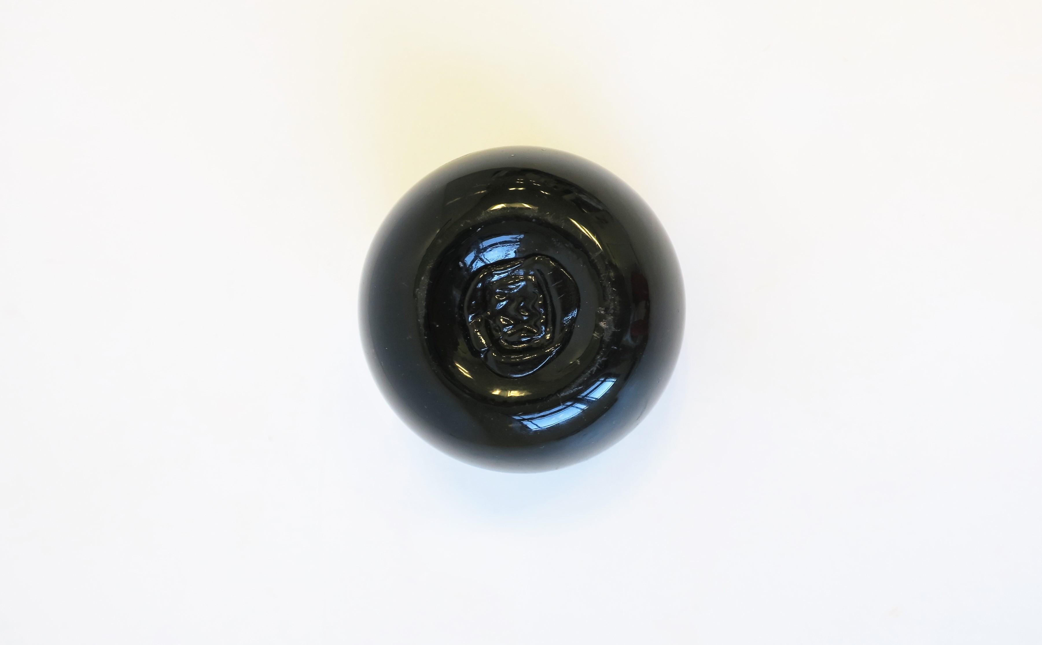Modern Black Art Glass Paperweight or Decorative Object, circa 1970s For Sale 4