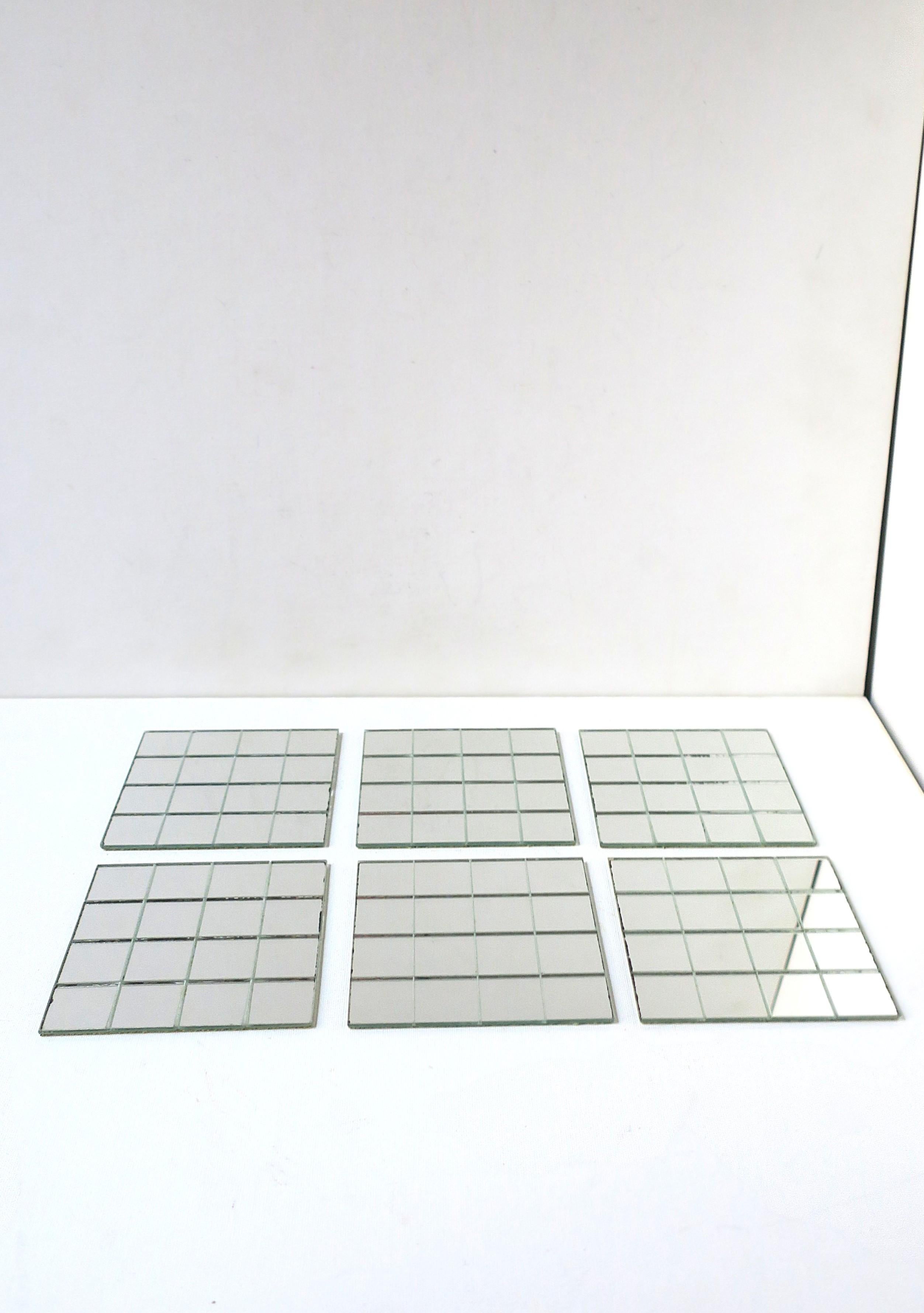 70er Jahre Modern Spiegel Untersetzer im Angebot 2