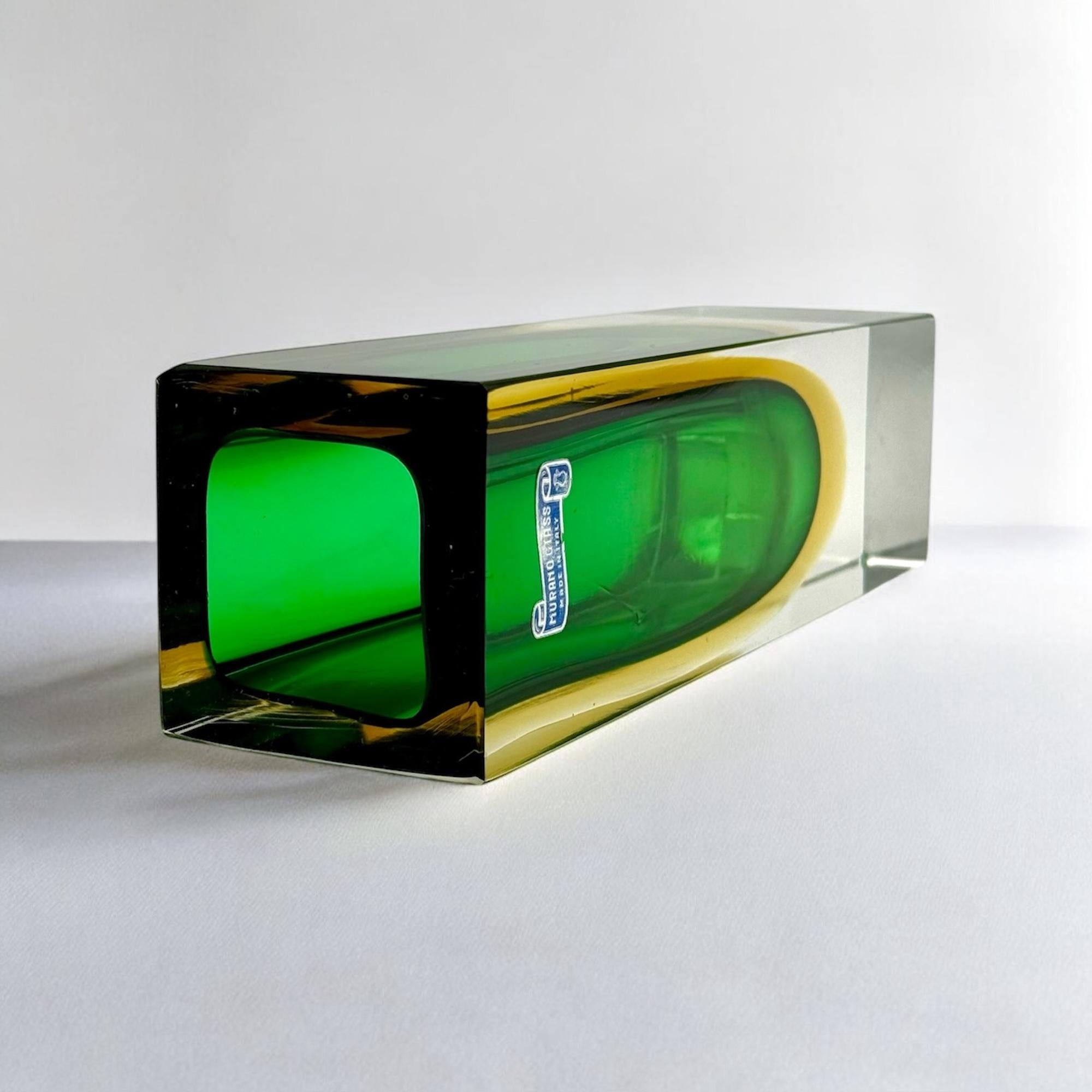 70s Murano Sommerso Glass Vase - Handcrafted Italian Sculptural Piece in Green 3