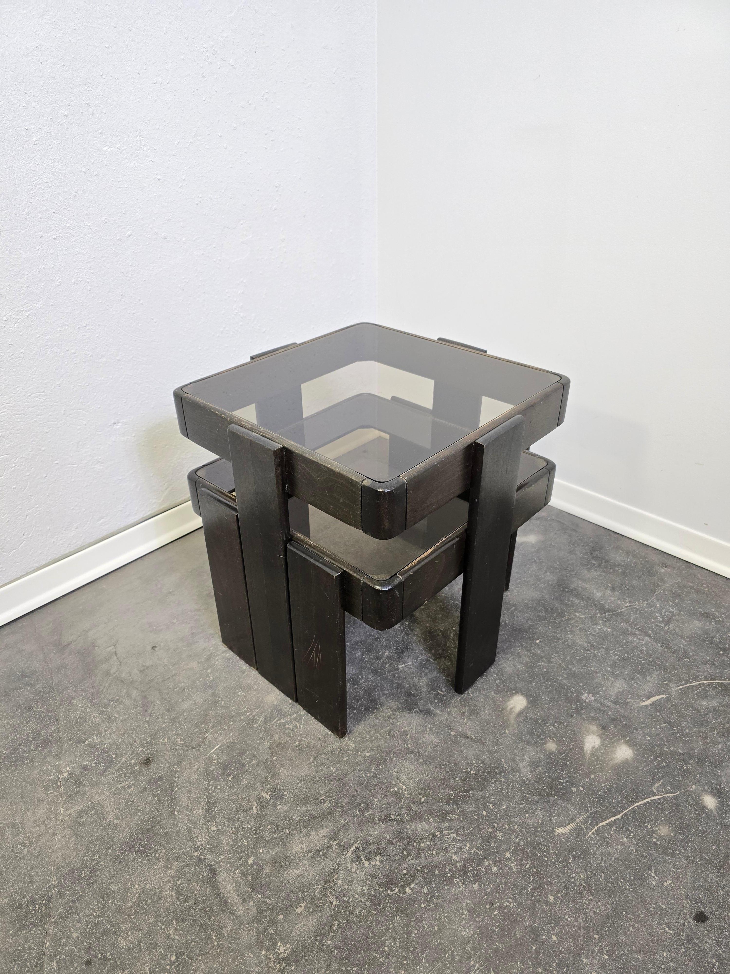 70s Nesting Tables with Smoked Glass For Sale 7