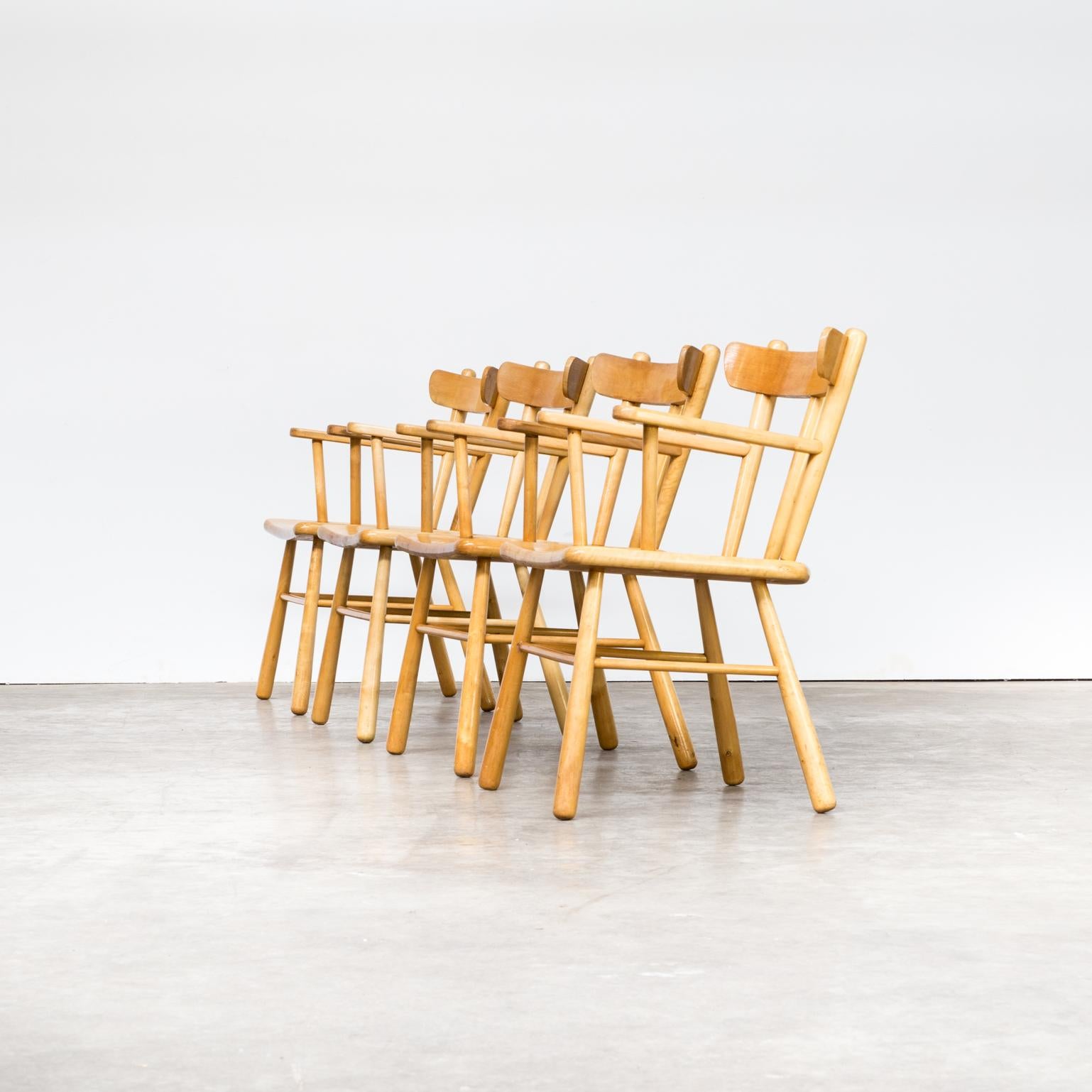 1970s oak round wood dining chair set of 4. Good condition, consistent with age and use.