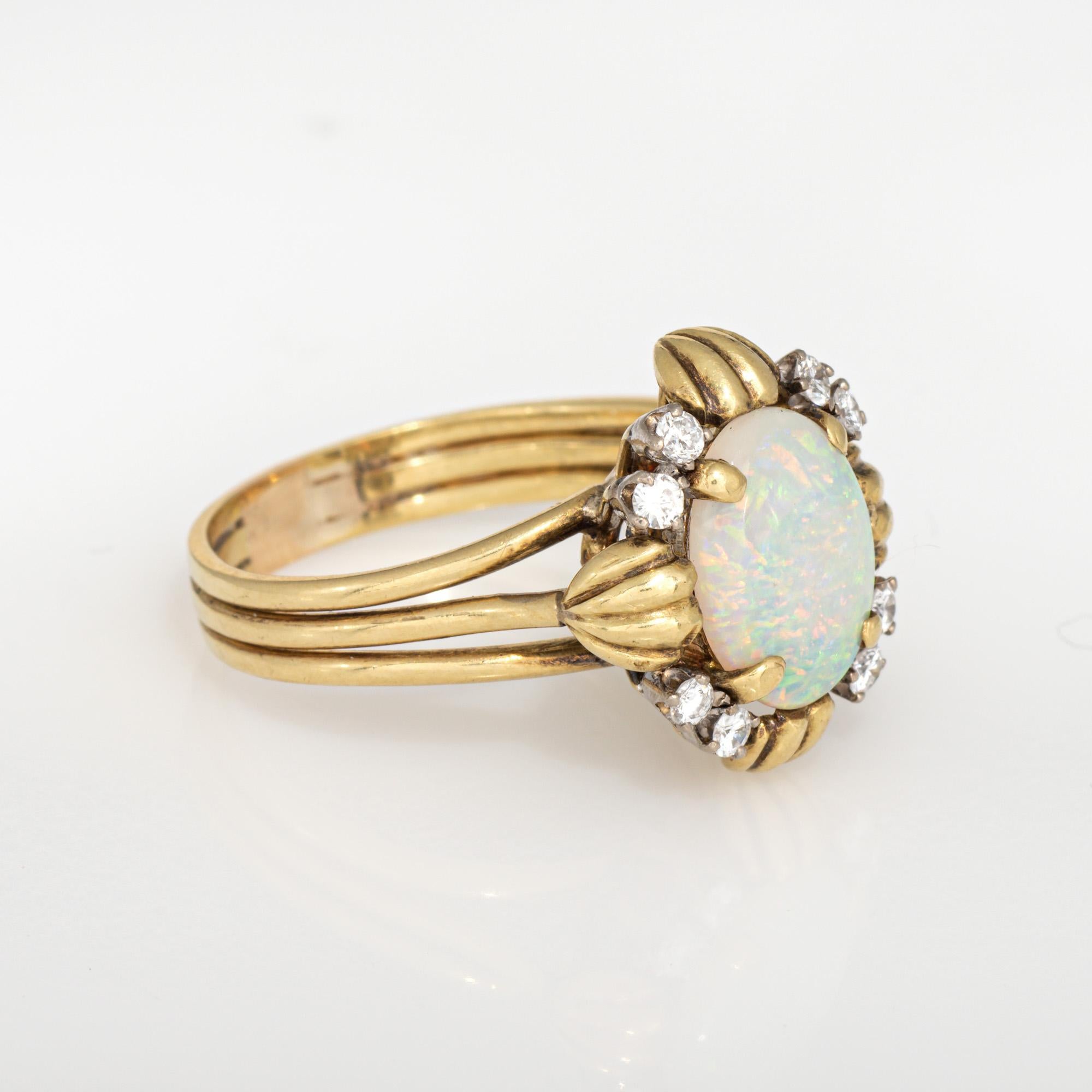 Moderne 70s Opal Diamond Ring Vintage 18k Yellow Gold Sz 7.25 Cocktail Estate Jewelry en vente