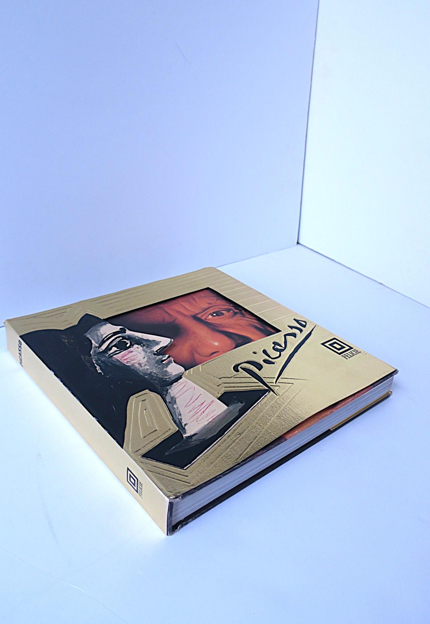 Tavolino o libro da biblioteca Picasso degli anni '70 in vendita 9