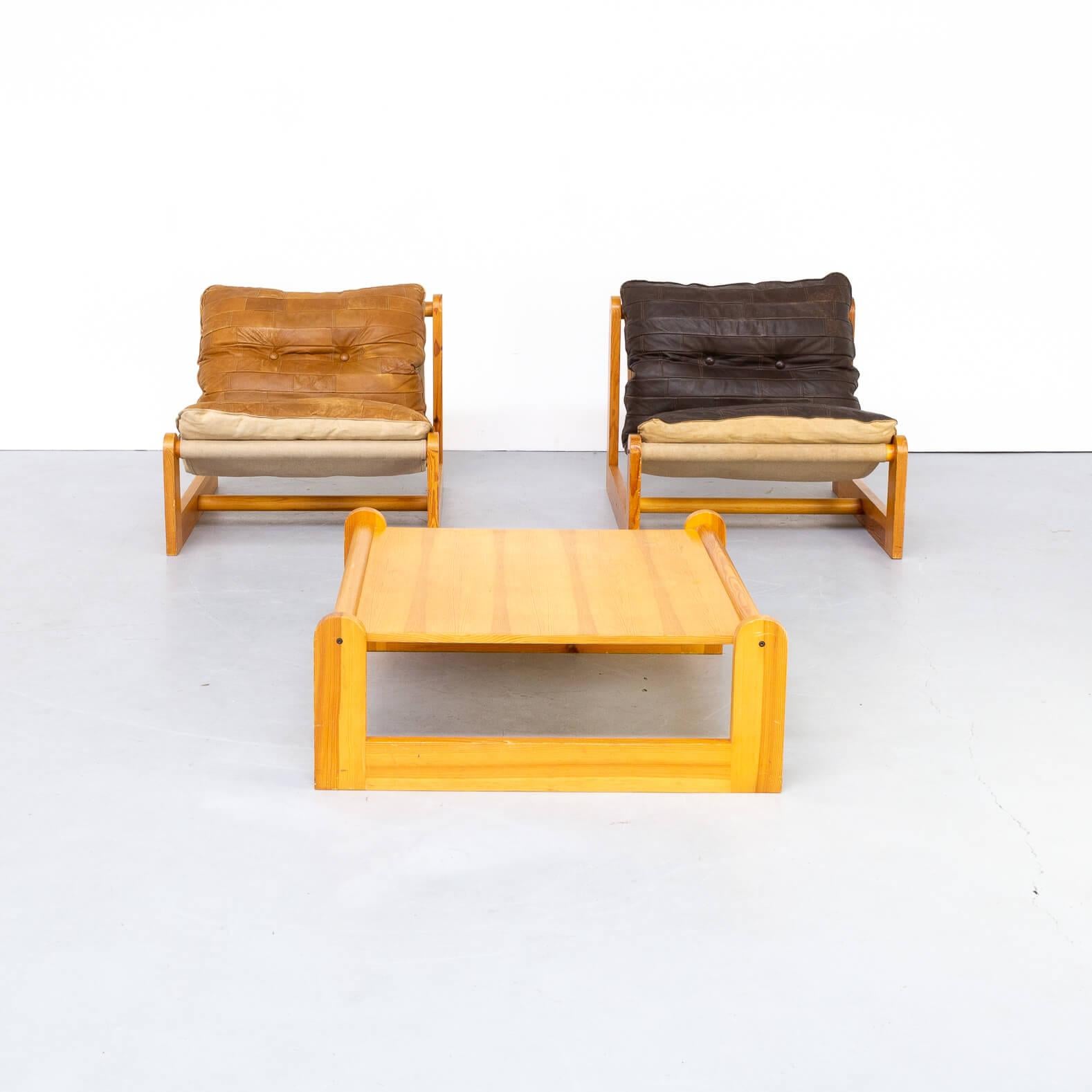 Mid-Century Modern 70s Pine Wood, Leather Low Chair Lounge Fauteuil and Table, Set/3 For Sale