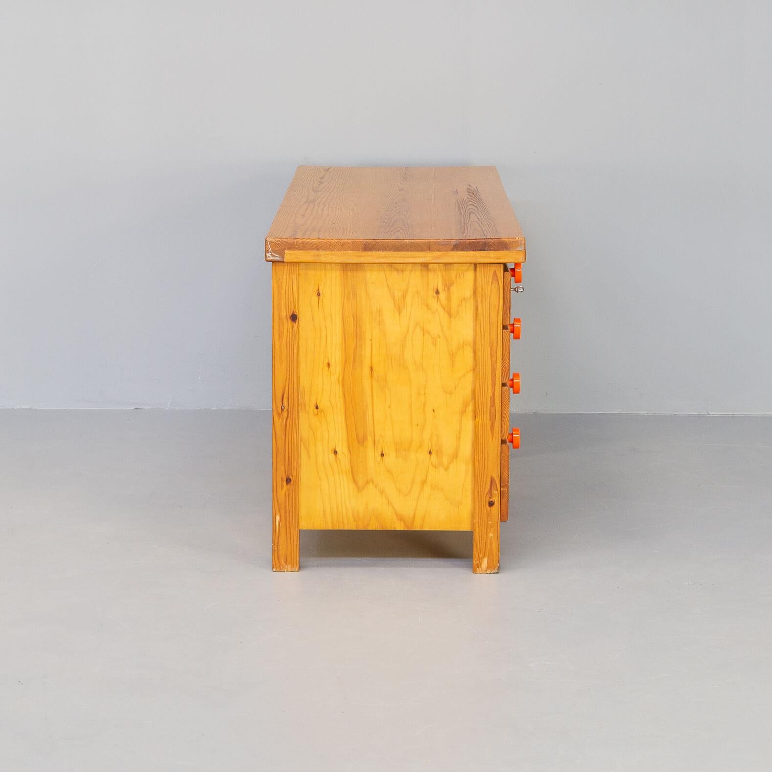 Scandinavian 70s Pine Wooden 4 Drawer Desk For Sale