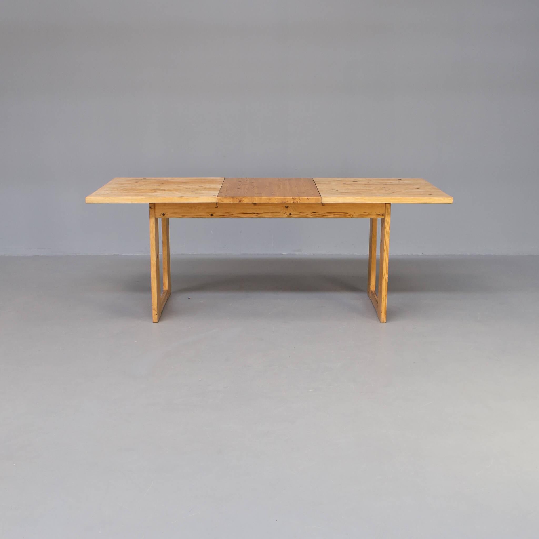 extendable pine dining table
