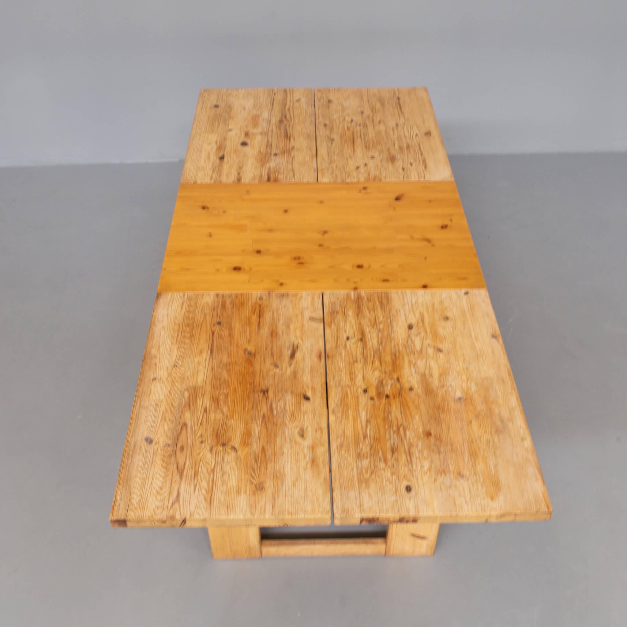 70s Pine Wooden Extendable Dining Table For Sale 1
