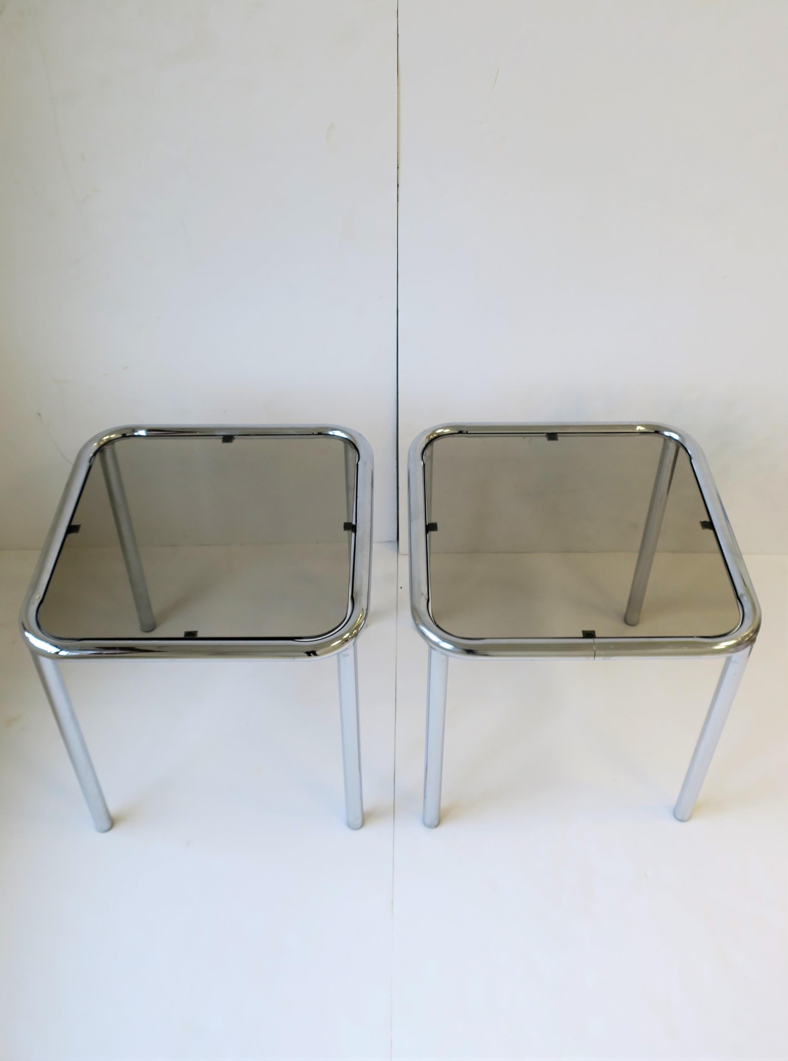 Postmodern Tubular End, Side, and Stacking Tables in Chrome and Glass, Pair In Good Condition In New York, NY